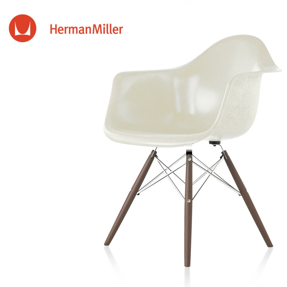 イームズ ファイバーグラスアームシェルチェア DFAW パーチメント クロームベース ウォールナット［DFAW. 47 OU 111 E8］【Herman Miller ハーマンミラー 正規品】