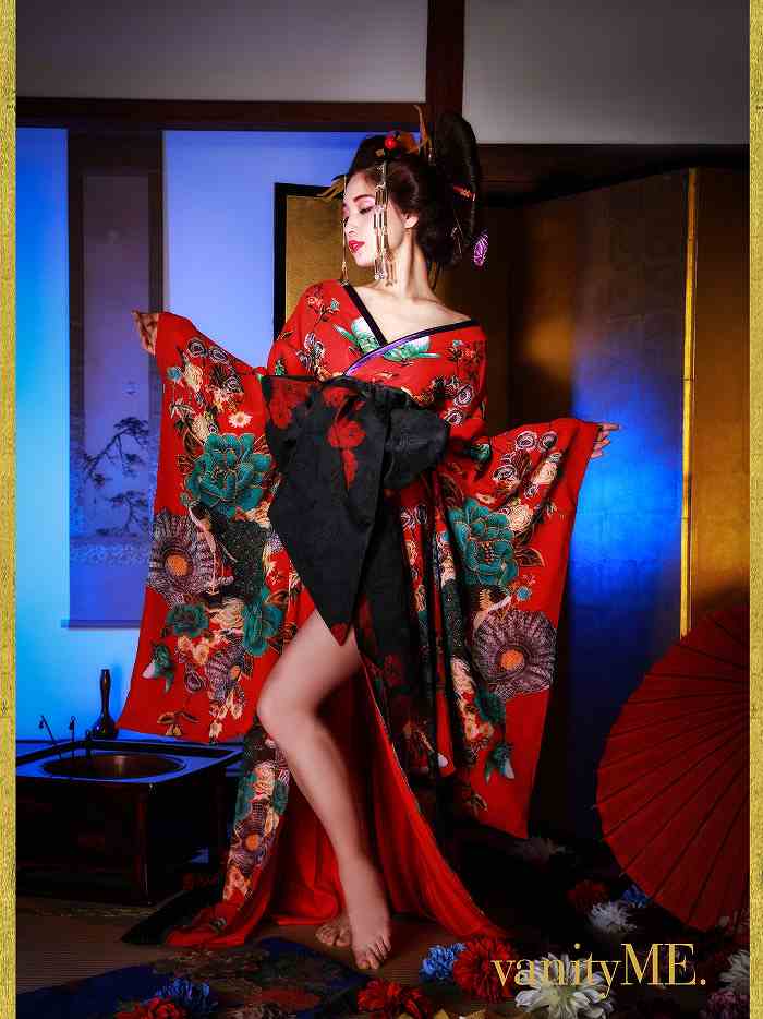 花魁コスチューム　紅色花魁　赤　和柄　本格和装　着物ドレス　花魁ドレスS・M・L・XLサイズ コスプレ 衣装 仮装 コスチューム ハロウィン vcsot-170331-1