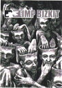 サイズ：幅610mm高さ915mm英国製並行輸入商品 ※こちらは輸入ものでして記載サイズと数cmサイズがずれているものがございます。 フレームに合わせてご購入のお客様はお手数ですがご購入前に一度お問い合わせくださいませ。 ※商品のサイズ以外にも、文字の位置や文字サイズが実物と若干異なる可能性がございます。 申し訳ございませんが、ご理解頂きましてご購入をお願いいたします。 キーワード リンプビズキット ポスター LIMP BIZKIT リンプ・ビズキット リンプ アメリカ ニューメタル ラップメタル バンド US ミクスチャー ヘヴィメタル ラウド ROCK METAL DJ かっこいい カッコイイ 部屋 ロック ポップス 洋楽 ROCK オルタナ ポスター バンド 男性 人気 インテリア 音楽 ミュージック ★ポスターカテゴリ一覧★