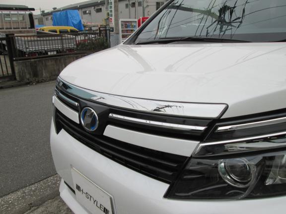 楽天市場】トヨタ 純正 メッキ フード モール ヴォクシーの通販 楽天市場】トヨタ 純正 メッキ フード モール ヴォクシーの通販