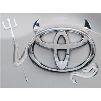 貴方のお車のエンブレムを変身させよう●用途 エンブレムの周りにパーツステッカーを貼るだけでアクマークに変身 ●材質 ABS ●色 クローム ※貼り付ける面を綺麗な布等で汚れを落とし、乾燥させてから貼り付けてください。