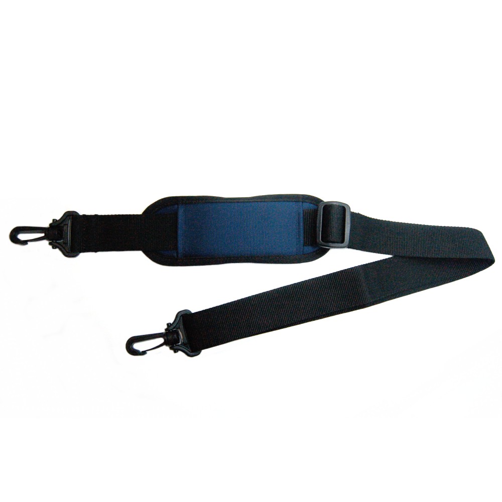 肩パッド付属 ショルダーベルト ネイビー 商　品　説　明 様々なバッグに使用可能な交換用ショルダーベルトです。 ナスカンはフック部分が回転しますので、ねじれ防止になります。 肩パッド付属で、肩への負担を軽減できます。 商　品　仕　様 カラー ネイビー テープ幅 38mm 肩パッドサイズ 75×210mm ベルト長さ 全長130cm(ナスカン含まず) 重さ 90g 保　証　に　つ　い　て この商品には、メーカー保証がございません。 初期不良品の場合のみ、商品到着から1週間以内であれば弊社で対応いたしますので、ご連絡ください。 注　意　事　項 ●こちらの商品は、新品です。 ●モニター環境により、実際のカラーと異なって見える場合がございます。　 ※この商品は送料無料です。商品の発送はゆうパケットでの発送となります。（代引支払はできません）※この商品は運送便の都合上、化粧箱を外して簡易包装で発送する場合がございます。プレゼント用にご購入される場合はご注意願います。＜ゆうパケットに関する注意事項＞ 　　・ ゆうパケットに関しては基本的にポストに投函する為、 配達時に何らかのトラブル等が有り、万一、購入された商品が配送事故・紛失・破損等によりお手元に届かない場合でも弊社は責任を負いかねますので予めご了承下さい。（配送中の事故等は、免責とさせて頂きます。） 　　・ ゆうパケットに関しては代金引換払い及び時間指定サービスはご利用頂けません。