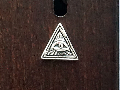 【good vibrations】【フリーメイソン/プロビデンスの目】 Silver925 片耳ピアス