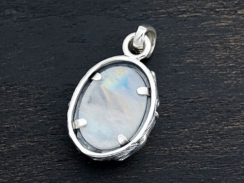 【orientalvibrations】【因幡の白兎】Silver925/ムーンストーンペンダントトップ
