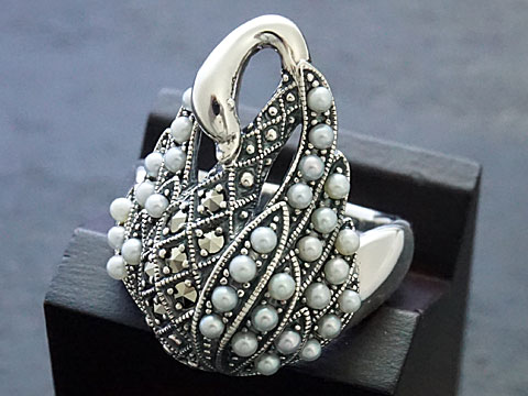 【Rokuzan/碌山】【白鳥/ハクチョウ/スワン】 Silver925/シードパール/マルカジット アンティークデザイン/リング