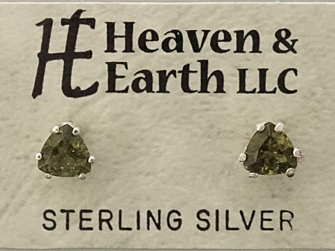 【Heaven&Earth社】【モルダバイト/トリリアント5mm】 Silver925 ピアス