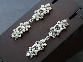 【Rokuzan/碌山】【花/フラワー】Silver925/ガーネット/シードパール/マルカジットアンティークデザイン/ピアス