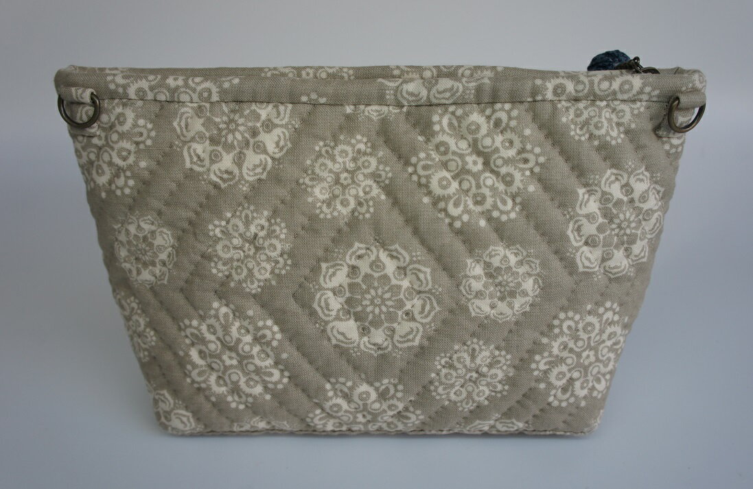 ���ò��ۼ��������Υѥå���������ӡ����Υݡ�����ñ�ʺǰ�����250�ߡ������������