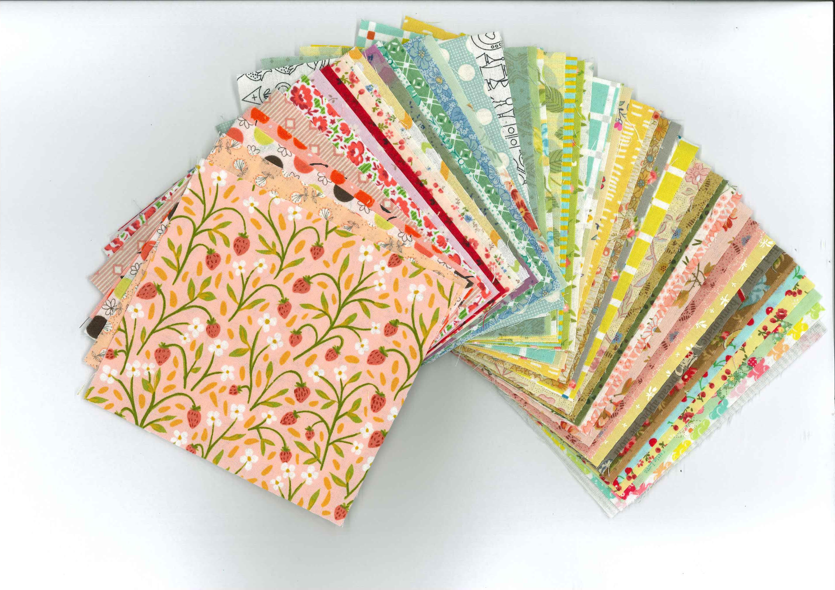 柴田明美セレクト　かわいいプリント生地50枚セット 【2点まで最安送料￥250代引き不可】素材 綿100%