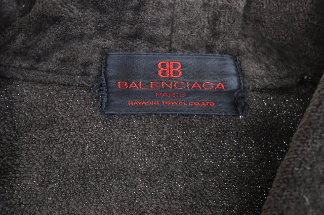 【中古】バレンシアガ BALENCIAGA BATH ROBE ロゴ 刺繍 タオル生地 ガウン バスローブ 黒 ブラック ブランド古着ベクトル 中古 ● 241211