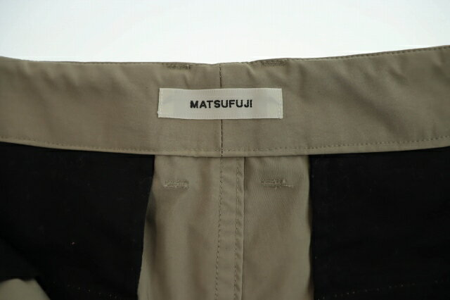 【中古】MATSUFUJI マツフジ Water Repellent Wide Cargo Trousers ウォーターリパレント ワイド カーゴ トラウザーズ パンツ M251-0403 3 GREIGE ブランド古着ベクトル 中古 ●■ 250404