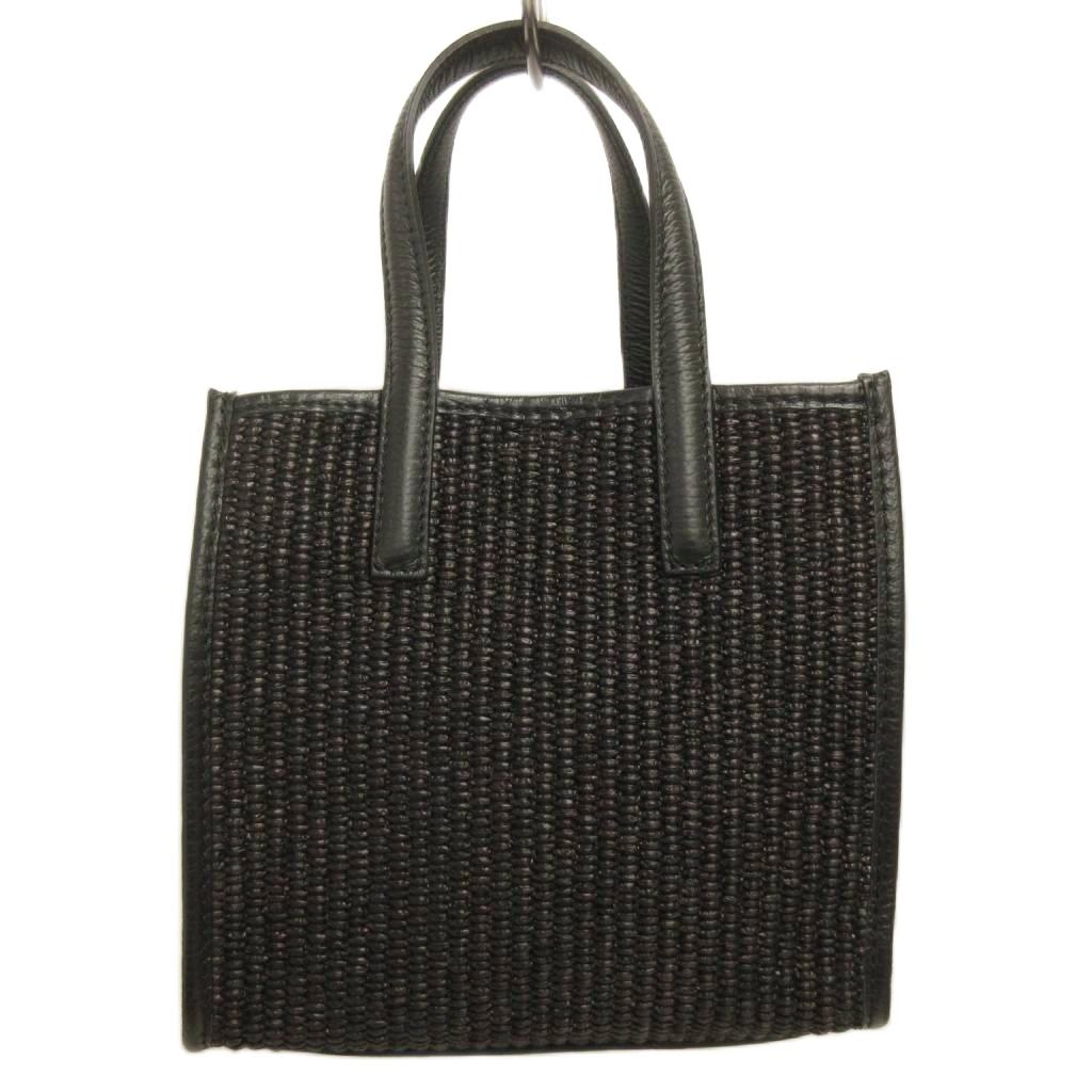 【中古】グリーンレーベルリラクシング ユナイテッドアローズ green label relaxing 別注 ローラディマッジオ LAURA DI MAGGIO ミニ ボックス 2WAY ショルダー バッグ 黒 レディース 【ベクトル 古着】 260403ブランドグリーンレーベルリラクシング ユナイテッドアローズ green label relaxing実寸サイズ持ち手の長さ：27cm　ヨコ：21cm　タテ：20cm　マチ：10cm　　色黒仕様インバッグ付き状態使用感が少なく、かなり状態の良い商品です。 ※あくまでも中古品ですので掲載写真や記載内容をご確認いただき、ご理解の上ご購入ください。商品のお問い合わせの回答を休止しております。＊各商品ページの商品詳細等をご確認の上ご購入ください。【中古】グリーンレーベルリラクシング ユナイテッドアローズ green label relaxing 別注 ローラディマッジオ LAURA DI MAGGIO ミニ ボックス 2WAY ショルダー バッグ 黒 レディース 【ベクトル 古着】 260403状態ランク　”A”詳細については、下記および「状態ランクについて」ページをご覧ください。未使用・新品の商品ほぼ新品同様の商品使用感が少なく、かなり状態の良い商品使用感はあるが、傷や汚れの少ない商品使用感の他、傷や汚れが見られる商品かなり大きな傷みがある難あり商品※S〜CランクはUSED品となりますので、使用感をご理解の上でご入札下さい。状態ランクについてinformationブランドグリーンレーベルリラクシング ユナイテッドアローズ green label relaxing実寸サイズ持ち手の長さ：27cm　ヨコ：21cm　タテ：20cm　マチ：10cm　　色黒仕様インバッグ付き状態使用感が少なく、かなり状態の良い商品です。 ※あくまでも中古品ですので掲載写真や記載内容をご確認いただき、ご理解の上ご購入ください。商品のお問い合わせの回答を休止しております。＊各商品ページの商品詳細等をご確認の上ご購入ください。本商品は一点物です他サイトや店舗にて販売している商品です。多少のお時間差にて欠品になることもございます。予めご了承頂ますようお願い致します。ベクトル・サイズガイドはこちらこの商品と同じブランドの商品を見る