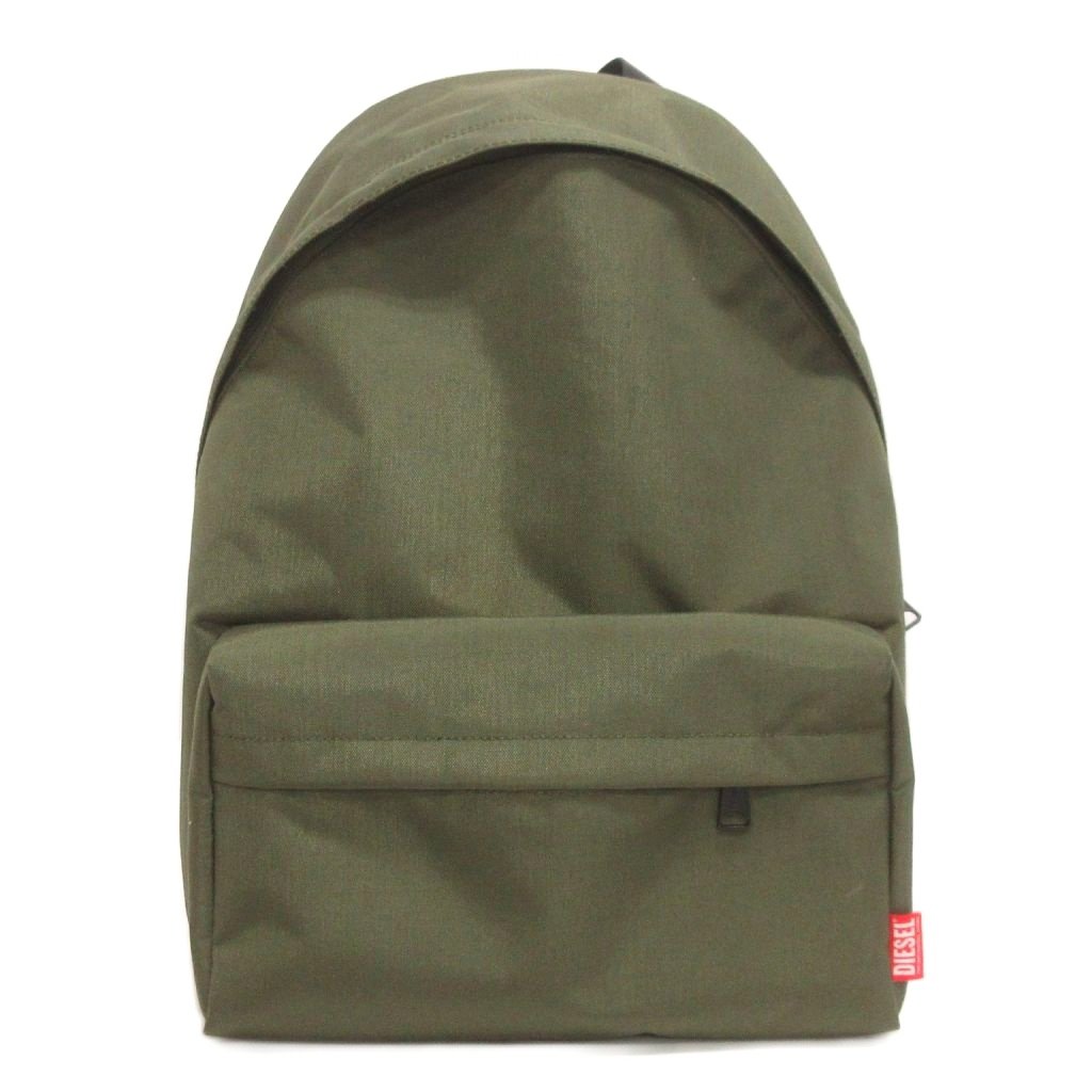 【中古】ディーゼル DIESEL D-BSC BACKPACK バックパック リュックサック ロゴラベル ナイロン 緑 グリーン 鞄 メンズ 【ベクトル 古着】 260808ブランドディーゼル DIESEL表記サイズ※実寸サイズをご参照ください実寸サイズ持ち手の長さ：-cm　ヨコ：31cm　タテ：40cm　マチ：11cm　ショルダーの長さ：75cm　　素材-色グリーン仕様-状態・底付近、角にスレ その他に目立ったダメージはなく、問題なくご使用いただける商品です。 ※あくまでも中古品ですので掲載写真や記載内容をご確認いただき、ご理解の上ご購入ください。付属品なし商品のお問い合わせの回答を休止しております。＊各商品ページの商品詳細等をご確認の上ご購入ください。【中古】ディーゼル DIESEL D-BSC BACKPACK バックパック リュックサック ロゴラベル ナイロン 緑 グリーン 鞄 メンズ 【ベクトル 古着】 260808状態ランク　”AB”詳細については、下記および「状態ランクについて」ページをご覧ください。未使用・新品の商品ほぼ新品同様の商品使用感が少なく、かなり状態の良い商品使用感はあるが、傷や汚れの少ない商品使用感の他、傷や汚れが見られる商品かなり大きな傷みがある難あり商品※S〜CランクはUSED品となりますので、使用感をご理解の上でご入札下さい。状態ランクについてinformationブランドディーゼル DIESEL表記サイズ※実寸サイズをご参照ください実寸サイズ持ち手の長さ：-cm　ヨコ：31cm　タテ：40cm　マチ：11cm　ショルダーの長さ：75cm　　素材-色グリーン仕様-状態・底付近、角にスレ その他に目立ったダメージはなく、問題なくご使用いただける商品です。 ※あくまでも中古品ですので掲載写真や記載内容をご確認いただき、ご理解の上ご購入ください。付属品なし商品のお問い合わせの回答を休止しております。＊各商品ページの商品詳細等をご確認の上ご購入ください。本商品は一点物です他サイトや店舗にて販売している商品です。多少のお時間差にて欠品になることもございます。予めご了承頂ますようお願い致します。ベクトル・サイズガイドはこちらこの商品と同じブランドの商品を見る