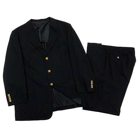 【中古】セルフレックス SELFLEX スーツ セットアップ ストライプ 3B ジャケット パンツ 紺 ネイビー 春夏 【ベクトル 古着】 260211表記サイズ※実寸サイズをご確認ください。実寸サイズジャケット 肩幅：49cm　ジャケット 身幅：59cm　ジャケット 袖丈：58cm　ジャケット 着丈：75cm　パンツ ウエスト：100cm　パンツ もも幅：30cm　パンツ 裾幅：24cm　パンツ 股上：31cm　パンツ 股下：74cm　　素材ジャケット 表地 毛78％、ポリエステル22％ 裏地 ポリエステル 袖裏 キュプラ色ネイビー仕様ジャケット ・三つボタン ・背抜き ・本切羽 ・サイドベンツ ボトムス ・ワンタック ・裾ダブル(スナップボタン)状態内側にネーム刺繍とウエスト周りに若干の色あせはありますが、目立ったダメージはなく、問題なくご使用いただける商品です。 ※あくまでも中古品ですので掲載写真や記載内容をご確認いただき、ご理解の上ご購入ください。備考※こちらの商品は実店舗で保管しておりません。商品についてお問い合わせの際は返答に多少お時間を頂きますのでご了承ください。商品のお問い合わせの回答を休止しております。＊各商品ページの商品詳細等をご確認の上ご購入ください。【中古】セルフレックス SELFLEX スーツ セットアップ ストライプ 3B ジャケット パンツ 紺 ネイビー 春夏 【ベクトル 古着】 260211状態ランク　”AB”詳細については、下記および「状態ランクについて」ページをご覧ください。未使用・新品の商品ほぼ新品同様の商品使用感が少なく、かなり状態の良い商品使用感はあるが、傷や汚れの少ない商品使用感の他、傷や汚れが見られる商品かなり大きな傷みがある難あり商品※S〜CランクはUSED品となりますので、使用感をご理解の上でご入札下さい。状態ランクについてinformation表記サイズ※実寸サイズをご確認ください。実寸サイズジャケット 肩幅：49cm　ジャケット 身幅：59cm　ジャケット 袖丈：58cm　ジャケット 着丈：75cm　パンツ ウエスト：100cm　パンツ もも幅：30cm　パンツ 裾幅：24cm　パンツ 股上：31cm　パンツ 股下：74cm　　素材ジャケット 表地 毛78％、ポリエステル22％ 裏地 ポリエステル 袖裏 キュプラ色ネイビー仕様ジャケット ・三つボタン ・背抜き ・本切羽 ・サイドベンツ ボトムス ・ワンタック ・裾ダブル(スナップボタン)状態内側にネーム刺繍とウエスト周りに若干の色あせはありますが、目立ったダメージはなく、問題なくご使用いただける商品です。 ※あくまでも中古品ですので掲載写真や記載内容をご確認いただき、ご理解の上ご購入ください。備考※こちらの商品は実店舗で保管しておりません。商品についてお問い合わせの際は返答に多少お時間を頂きますのでご了承ください。商品のお問い合わせの回答を休止しております。＊各商品ページの商品詳細等をご確認の上ご購入ください。本商品は一点物です他サイトや店舗にて販売している商品です。多少のお時間差にて欠品になることもございます。予めご了承頂ますようお願い致します。ベクトル・サイズガイドはこちらこの商品と同じブランドの商品を見る