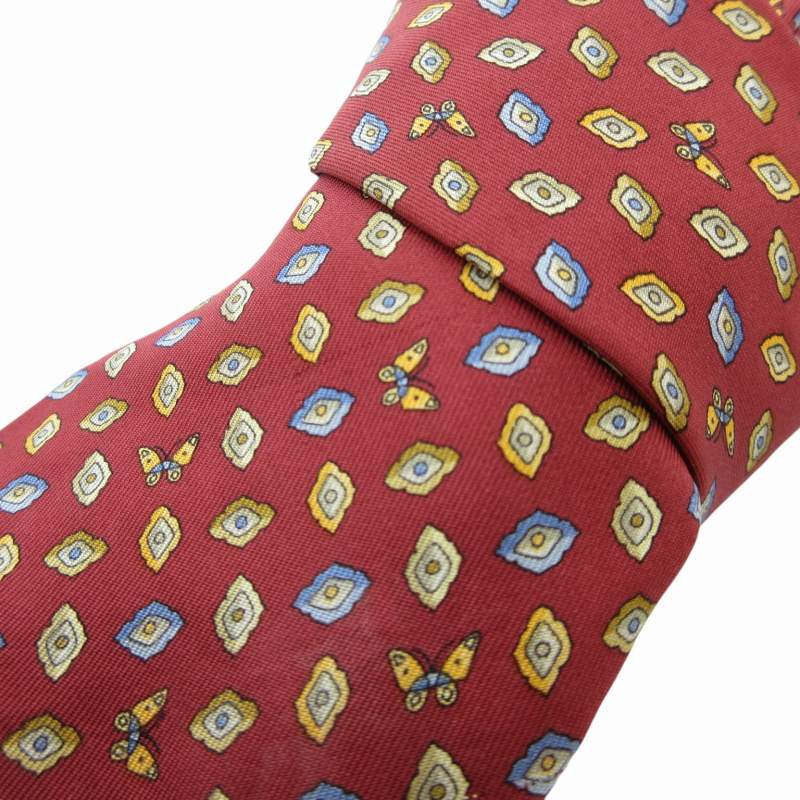 【中古】サルヴァトーレフェラガモ Salvatore Ferragamo 美品 ネクタイ カジュアル 絹 シルク 蝶柄 総柄 赤 レッド /FT 1023 ■GY09 メンズ 【ベクトル 古着】 241023
