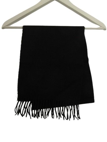 【中古】NORDSTROM ノードストローム マフラー 無地 カシミヤ ドイツ製 ブラック 黒 レディース 【ベクトル 古着】 260705表記サイズ表記なし実寸サイズ全長（フリンジ含まず）：129cm　幅：24.5cm　　素材カシミヤ100%色ブラック 黒仕様-状態目立つような汚れ・ダメージは見受けられません。付属品-備考-商品のお問い合わせの回答を休止しております。＊各商品ページの商品詳細等をご確認の上ご購入ください。【中古】NORDSTROM ノードストローム マフラー 無地 カシミヤ ドイツ製 ブラック 黒 レディース 【ベクトル 古着】 260705状態ランク　”AB”詳細については、下記および「状態ランクについて」ページをご覧ください。未使用・新品の商品ほぼ新品同様の商品使用感が少なく、かなり状態の良い商品使用感はあるが、傷や汚れの少ない商品使用感の他、傷や汚れが見られる商品かなり大きな傷みがある難あり商品※S〜CランクはUSED品となりますので、使用感をご理解の上でご入札下さい。状態ランクについてinformation表記サイズ表記なし実寸サイズ全長（フリンジ含まず）：129cm　幅：24.5cm　　素材カシミヤ100%色ブラック 黒仕様-状態目立つような汚れ・ダメージは見受けられません。付属品-備考-商品のお問い合わせの回答を休止しております。＊各商品ページの商品詳細等をご確認の上ご購入ください。本商品は一点物です他サイトや店舗にて販売している商品です。多少のお時間差にて欠品になることもございます。予めご了承頂ますようお願い致します。ベクトル・サイズガイドはこちらこの商品と同じブランドの商品を見る