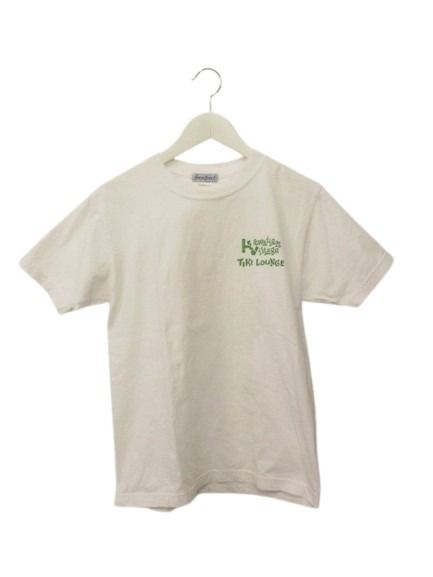 【中古】サンサーフ 東洋 SUN SURF Tシャツ XS 半袖 カットソー プリント ホワイト 白 トップス メンズ 【ベクトル 古着】 260724ブランドサンサーフ 東洋 SUN SURF表記サイズXS実寸サイズ肩幅：41cm　身幅：46cm　着丈：59cm　袖丈：18.5cm　　素材コットン100%色ホワイト仕様- 状態使用感・毛羽立ちはありますが、目立つような汚れ・ダメージは見受けられません。付属品-備考-商品のお問い合わせの回答を休止しております。＊各商品ページの商品詳細等をご確認の上ご購入ください。【中古】サンサーフ 東洋 SUN SURF Tシャツ XS 半袖 カットソー プリント ホワイト 白 トップス メンズ 【ベクトル 古着】 260724状態ランク　”AB”詳細については、下記および「状態ランクについて」ページをご覧ください。未使用・新品の商品ほぼ新品同様の商品使用感が少なく、かなり状態の良い商品使用感はあるが、傷や汚れの少ない商品使用感の他、傷や汚れが見られる商品かなり大きな傷みがある難あり商品※S〜CランクはUSED品となりますので、使用感をご理解の上でご入札下さい。状態ランクについてinformationブランドサンサーフ 東洋 SUN SURF表記サイズXS実寸サイズ肩幅：41cm　身幅：46cm　着丈：59cm　袖丈：18.5cm　　素材コットン100%色ホワイト仕様- 状態使用感・毛羽立ちはありますが、目立つような汚れ・ダメージは見受けられません。付属品-備考-商品のお問い合わせの回答を休止しております。＊各商品ページの商品詳細等をご確認の上ご購入ください。本商品は一点物です他サイトや店舗にて販売している商品です。多少のお時間差にて欠品になることもございます。予めご了承頂ますようお願い致します。ベクトル・サイズガイドはこちらこの商品と同じブランドの商品を見る