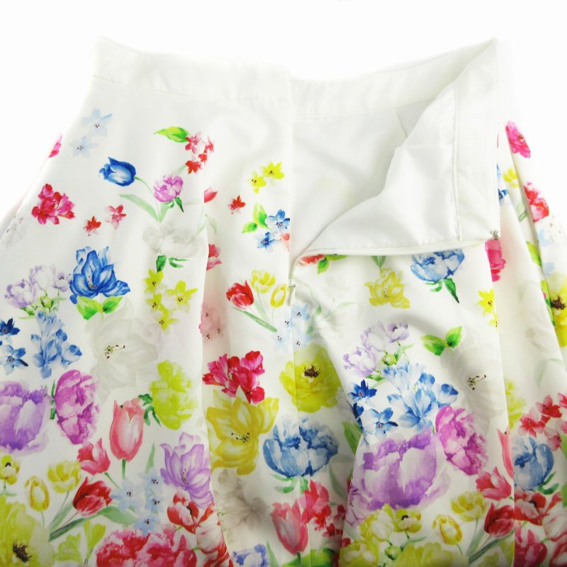 【中古】未使用品 チェスティ Chesty タグ付き Scarf Print Skirt フレアスカート ひざ丈 花柄 1 S マルチカラー /RO レディース 【ベクトル 古着】 241004