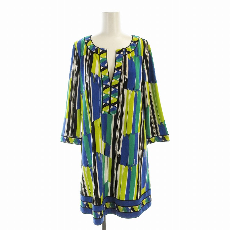 【中古】ビーシービージーマックスアズリア BCBGMAXAZRIA ワンピース ひざ丈 チュニック 七分袖 総柄 S マルチカラー 80734 /EE レディース 【ベクトル 古着】 250523ブランドビーシービージーマックスアズリア BCBGMAXAZRIA表記サイズS実寸サイズ肩幅：約40cm　身幅：約41cm　袖丈：約42cm　総丈：約78cm　　素材ポリエステル エラスタン色マルチカラー仕様-状態使用感が少なく、かなり状態の良い商品です。 ※あくまでも中古品ですので掲載写真や記載内容をご確認いただき、ご理解の上ご購入ください。付属品-備考国内正規代理店記載なし商品のお問い合わせの回答を休止しております。＊各商品ページの商品詳細等をご確認の上ご購入ください。【中古】ビーシービージーマックスアズリア BCBGMAXAZRIA ワンピース ひざ丈 チュニック 七分袖 総柄 S マルチカラー 80734 /EE レディース 【ベクトル 古着】 250523状態ランク　”A”詳細については、下記および「状態ランクについて」ページをご覧ください。未使用・新品の商品ほぼ新品同様の商品使用感が少なく、かなり状態の良い商品使用感はあるが、傷や汚れの少ない商品使用感の他、傷や汚れが見られる商品かなり大きな傷みがある難あり商品※S〜CランクはUSED品となりますので、使用感をご理解の上でご入札下さい。状態ランクについてinformationブランドビーシービージーマックスアズリア BCBGMAXAZRIA表記サイズS実寸サイズ肩幅：約40cm　身幅：約41cm　袖丈：約42cm　総丈：約78cm　　素材ポリエステル エラスタン色マルチカラー仕様-状態使用感が少なく、かなり状態の良い商品です。 ※あくまでも中古品ですので掲載写真や記載内容をご確認いただき、ご理解の上ご購入ください。付属品-備考国内正規代理店記載なし商品のお問い合わせの回答を休止しております。＊各商品ページの商品詳細等をご確認の上ご購入ください。本商品は一点物です他サイトや店舗にて販売している商品です。多少のお時間差にて欠品になることもございます。予めご了承頂ますようお願い致します。ベクトル・サイズガイドはこちらこの商品と同じブランドの商品を見る