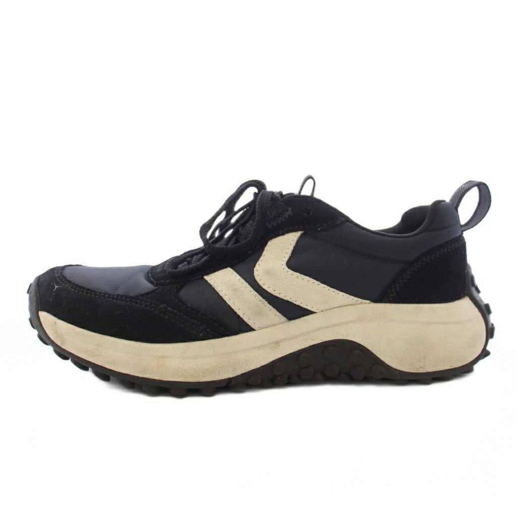 【中古】キーン KEEN ケーエス86 スニーカー シューズ US5.5 黒 ブラック 1029595 /TK レディース 【ベクトル 古着】 260508ブランドキーン KEEN表記サイズUS5.5実寸サイズ最大幅：10cm　アウトソール：25.5cm　　色黒 ブラック ベージュ状態全体的に擦れや毛羽立ち、薄茶や薄黒い汚れがありますが、その他には目立ったダメージや汚れはありません。 ※あくまでも中古品ですので掲載写真や記載内容をご確認いただき、ご理解の上ご購入ください。付属品箱商品のお問い合わせの回答を休止しております。＊各商品ページの商品詳細等をご確認の上ご購入ください。【中古】キーン KEEN ケーエス86 スニーカー シューズ US5.5 黒 ブラック 1029595 /TK レディース 【ベクトル 古着】 260508状態ランク　”AB”詳細については、下記および「状態ランクについて」ページをご覧ください。未使用・新品の商品ほぼ新品同様の商品使用感が少なく、かなり状態の良い商品使用感はあるが、傷や汚れの少ない商品使用感の他、傷や汚れが見られる商品かなり大きな傷みがある難あり商品※S〜CランクはUSED品となりますので、使用感をご理解の上でご入札下さい。状態ランクについてinformationブランドキーン KEEN表記サイズUS5.5実寸サイズ最大幅：10cm　アウトソール：25.5cm　　色黒 ブラック ベージュ状態全体的に擦れや毛羽立ち、薄茶や薄黒い汚れがありますが、その他には目立ったダメージや汚れはありません。 ※あくまでも中古品ですので掲載写真や記載内容をご確認いただき、ご理解の上ご購入ください。付属品箱商品のお問い合わせの回答を休止しております。＊各商品ページの商品詳細等をご確認の上ご購入ください。本商品は一点物です他サイトや店舗にて販売している商品です。多少のお時間差にて欠品になることもございます。予めご了承頂ますようお願い致します。ベクトル・サイズガイドはこちらこの商品と同じブランドの商品を見る