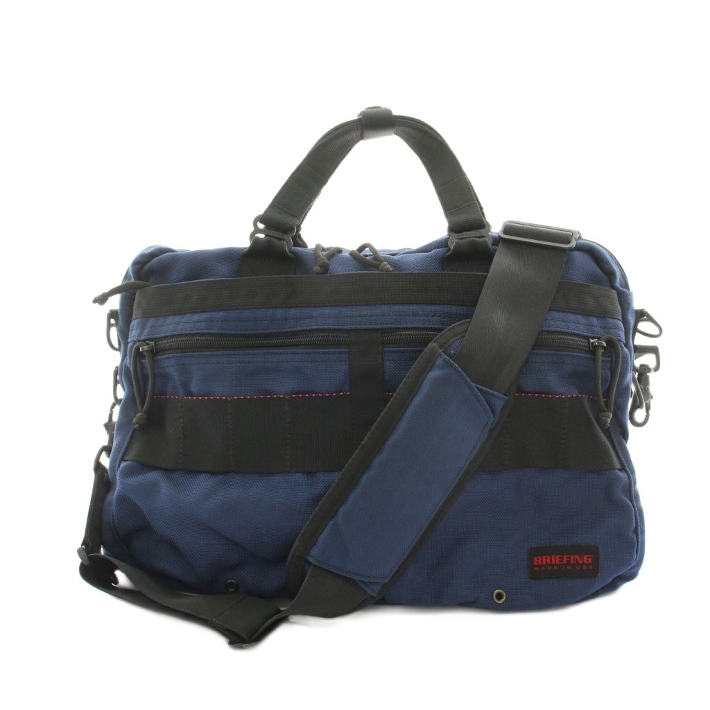 【中古】ブリーフィング BRIEFING ビジネスバッグ ブリーフバッグ ショルダーバッグ 2way ナイロン 紺 ネイビー 黒 ブラック /YT メンズ 【ベクトル 古着】 260518ブランドブリーフィング BRIEFING表記サイズ表記サイズなし ※実寸サイズをご確認ください。実寸サイズ持ち手の長さ：約33.5cm　ヨコ：約41〜45cm　タテ：約32cm　マチ：約8cm　ショルダーの長さ：約83〜128cm　　素材ナイロン色紺 ネイビー、黒 ブラック状態こちらの商品には下記のようなダメージがあります。 ・バッグ内側に汚れ ・金具に色剥げ ・所々に白い薄汚れ （写真9枚目参照） その他には目立った汚れやダメージはなく、まだまだ長くお使い頂ける商品です。 ※あくまでも中古品ですので掲載写真や記載内容をご確認いただき、ご理解の上ご購入ください。付属品ショルダー紐（取り外し可、調節可）、肩当て（取り外し可）、その他の付属品なし備考・品番なし ・内ポケット、外ポケットあり商品のお問い合わせの回答を休止しております。＊各商品ページの商品詳細等をご確認の上ご購入ください。【中古】ブリーフィング BRIEFING ビジネスバッグ ブリーフバッグ ショルダーバッグ 2way ナイロン 紺 ネイビー 黒 ブラック /YT メンズ 【ベクトル 古着】 260518状態ランク　”AB”詳細については、下記および「状態ランクについて」ページをご覧ください。未使用・新品の商品ほぼ新品同様の商品使用感が少なく、かなり状態の良い商品使用感はあるが、傷や汚れの少ない商品使用感の他、傷や汚れが見られる商品かなり大きな傷みがある難あり商品※S〜CランクはUSED品となりますので、使用感をご理解の上でご入札下さい。状態ランクについてinformationブランドブリーフィング BRIEFING表記サイズ表記サイズなし ※実寸サイズをご確認ください。実寸サイズ持ち手の長さ：約33.5cm　ヨコ：約41〜45cm　タテ：約32cm　マチ：約8cm　ショルダーの長さ：約83〜128cm　　素材ナイロン色紺 ネイビー、黒 ブラック状態こちらの商品には下記のようなダメージがあります。 ・バッグ内側に汚れ ・金具に色剥げ ・所々に白い薄汚れ （写真9枚目参照） その他には目立った汚れやダメージはなく、まだまだ長くお使い頂ける商品です。 ※あくまでも中古品ですので掲載写真や記載内容をご確認いただき、ご理解の上ご購入ください。付属品ショルダー紐（取り外し可、調節可）、肩当て（取り外し可）、その他の付属品なし備考・品番なし ・内ポケット、外ポケットあり商品のお問い合わせの回答を休止しております。＊各商品ページの商品詳細等をご確認の上ご購入ください。本商品は一点物です他サイトや店舗にて販売している商品です。多少のお時間差にて欠品になることもございます。予めご了承頂ますようお願い致します。ベクトル・サイズガイドはこちらこの商品と同じブランドの商品を見る