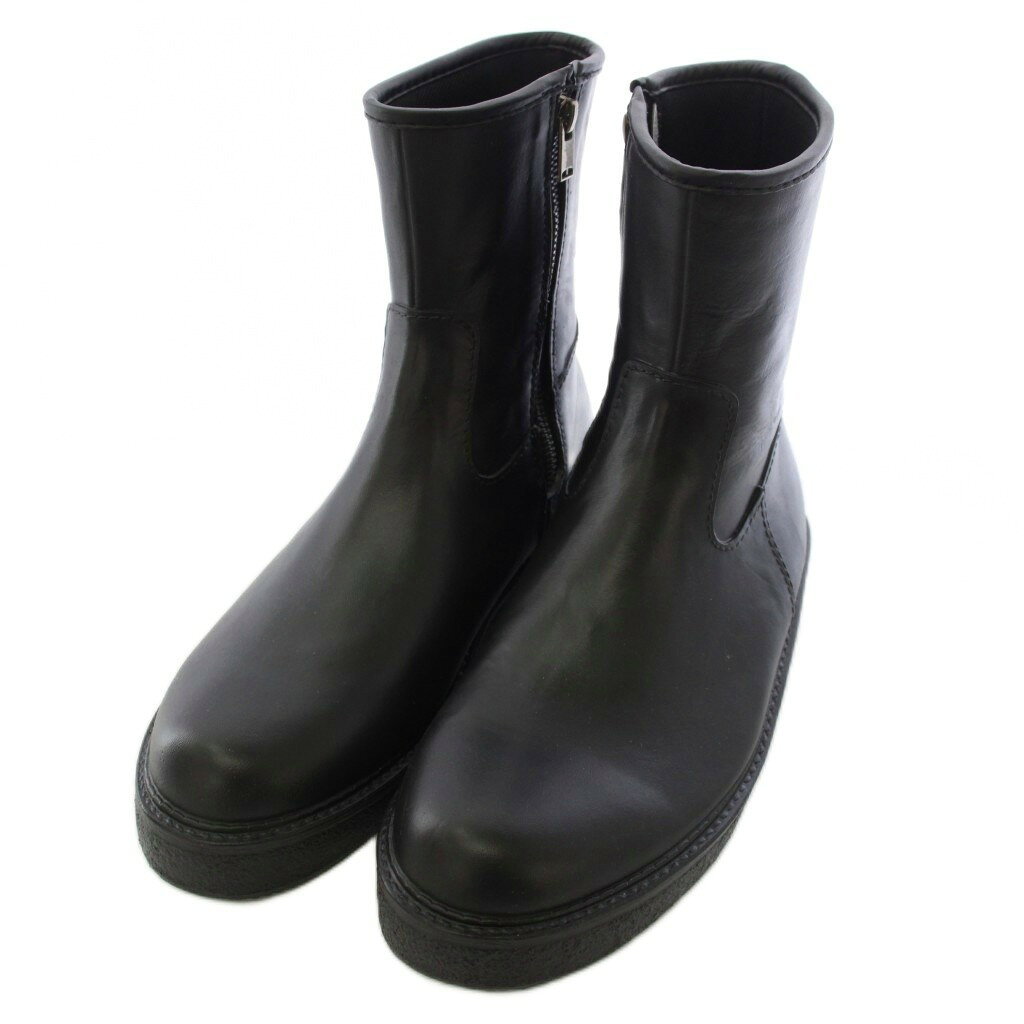 【中古】キッズラブゲイト KIDS LOVE GAITE Rubber Side Zip Boots ブーツ サイドファスナー 25-25.5cm 黒 ブラック /TK メンズ 【ベクトル 古着】 260711ブランドキッズラブゲイト KIDS LOVE GAITE表記サイズ表記なし 実寸サイズ 25-25.5cm実寸サイズ筒周り：28cm　筒高：19cm　ヒールの高さ：3.5cm　足首：27cm　　素材PVC色黒 ブラック状態全体的に擦れ、素材特有の匂いがしますが、その他に目立ったダメージはなく、問題なくご使用いただける商品です。 ※あくまでも中古品ですので掲載写真や記載内容をご確認いただき、ご理解の上ご購入ください。商品のお問い合わせの回答を休止しております。＊各商品ページの商品詳細等をご確認の上ご購入ください。【中古】キッズラブゲイト KIDS LOVE GAITE Rubber Side Zip Boots ブーツ サイドファスナー 25-25.5cm 黒 ブラック /TK メンズ 【ベクトル 古着】 260711状態ランク　”AB”詳細については、下記および「状態ランクについて」ページをご覧ください。未使用・新品の商品ほぼ新品同様の商品使用感が少なく、かなり状態の良い商品使用感はあるが、傷や汚れの少ない商品使用感の他、傷や汚れが見られる商品かなり大きな傷みがある難あり商品※S〜CランクはUSED品となりますので、使用感をご理解の上でご入札下さい。状態ランクについてinformationブランドキッズラブゲイト KIDS LOVE GAITE表記サイズ表記なし 実寸サイズ 25-25.5cm実寸サイズ筒周り：28cm　筒高：19cm　ヒールの高さ：3.5cm　足首：27cm　　素材PVC色黒 ブラック状態全体的に擦れ、素材特有の匂いがしますが、その他に目立ったダメージはなく、問題なくご使用いただける商品です。 ※あくまでも中古品ですので掲載写真や記載内容をご確認いただき、ご理解の上ご購入ください。商品のお問い合わせの回答を休止しております。＊各商品ページの商品詳細等をご確認の上ご購入ください。本商品は一点物です他サイトや店舗にて販売している商品です。多少のお時間差にて欠品になることもございます。予めご了承頂ますようお願い致します。ベクトル・サイズガイドはこちらこの商品と同じブランドの商品を見る