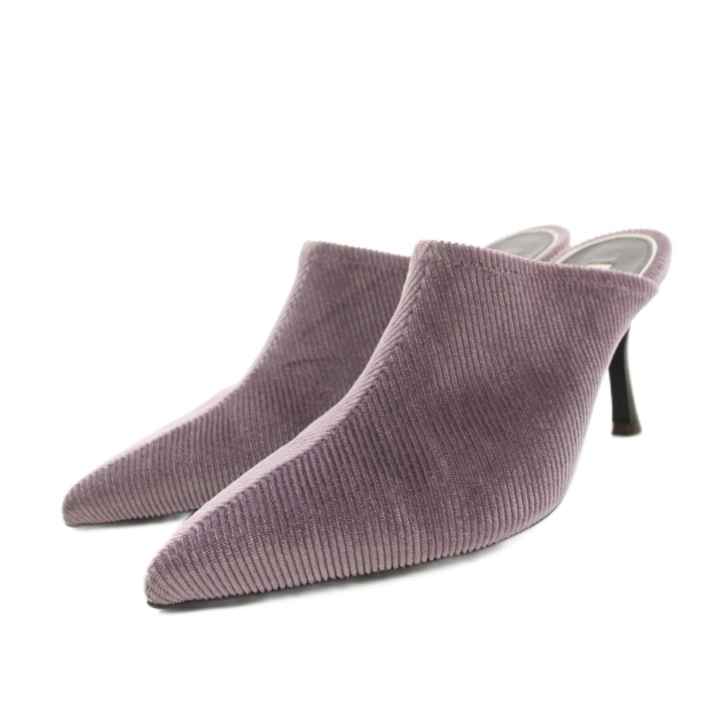 【中古】ラグ&ボーン RAG&BONE ブレアミュール Brea Mule サンダル ポインテッドトゥ ハイヒール コーデュロイ 38 紫 パープル WFF22HF001RF1 /YT レディース 【ベクトル 古着】 260817ブランドラグ&ボーン RAG&BONE表記サイズ38実寸サイズヒールの高さ：約8.5cm　最大幅：約8.5cm　　素材本体 ポリエステル、ポリウレタン 底 牛革色紫 パープル仕様・裏貼りなし状態ヒールの一部に薄汚れやスレがあり、保存箱にもスレがございますが、使用感が少なく、状態の良い商品です。（写真8・9枚目参照） ※あくまでも中古品ですので掲載写真や記載内容をご確認いただき、ご理解の上ご購入ください。付属品保存箱、保存袋、タグ、取扱説明書商品のお問い合わせの回答を休止しております。＊各商品ページの商品詳細等をご確認の上ご購入ください。【中古】ラグ&ボーン RAG&BONE ブレアミュール Brea Mule サンダル ポインテッドトゥ ハイヒール コーデュロイ 38 紫 パープル WFF22HF001RF1 /YT レディース 【ベクトル 古着】 260817状態ランク　”A”詳細については、下記および「状態ランクについて」ページをご覧ください。未使用・新品の商品ほぼ新品同様の商品使用感が少なく、かなり状態の良い商品使用感はあるが、傷や汚れの少ない商品使用感の他、傷や汚れが見られる商品かなり大きな傷みがある難あり商品※S〜CランクはUSED品となりますので、使用感をご理解の上でご入札下さい。状態ランクについてinformationブランドラグ&ボーン RAG&BONE表記サイズ38実寸サイズヒールの高さ：約8.5cm　最大幅：約8.5cm　　素材本体 ポリエステル、ポリウレタン 底 牛革色紫 パープル仕様・裏貼りなし状態ヒールの一部に薄汚れやスレがあり、保存箱にもスレがございますが、使用感が少なく、状態の良い商品です。（写真8・9枚目参照） ※あくまでも中古品ですので掲載写真や記載内容をご確認いただき、ご理解の上ご購入ください。付属品保存箱、保存袋、タグ、取扱説明書商品のお問い合わせの回答を休止しております。＊各商品ページの商品詳細等をご確認の上ご購入ください。本商品は一点物です他サイトや店舗にて販売している商品です。多少のお時間差にて欠品になることもございます。予めご了承頂ますようお願い致します。ベクトル・サイズガイドはこちらこの商品と同じブランドの商品を見る