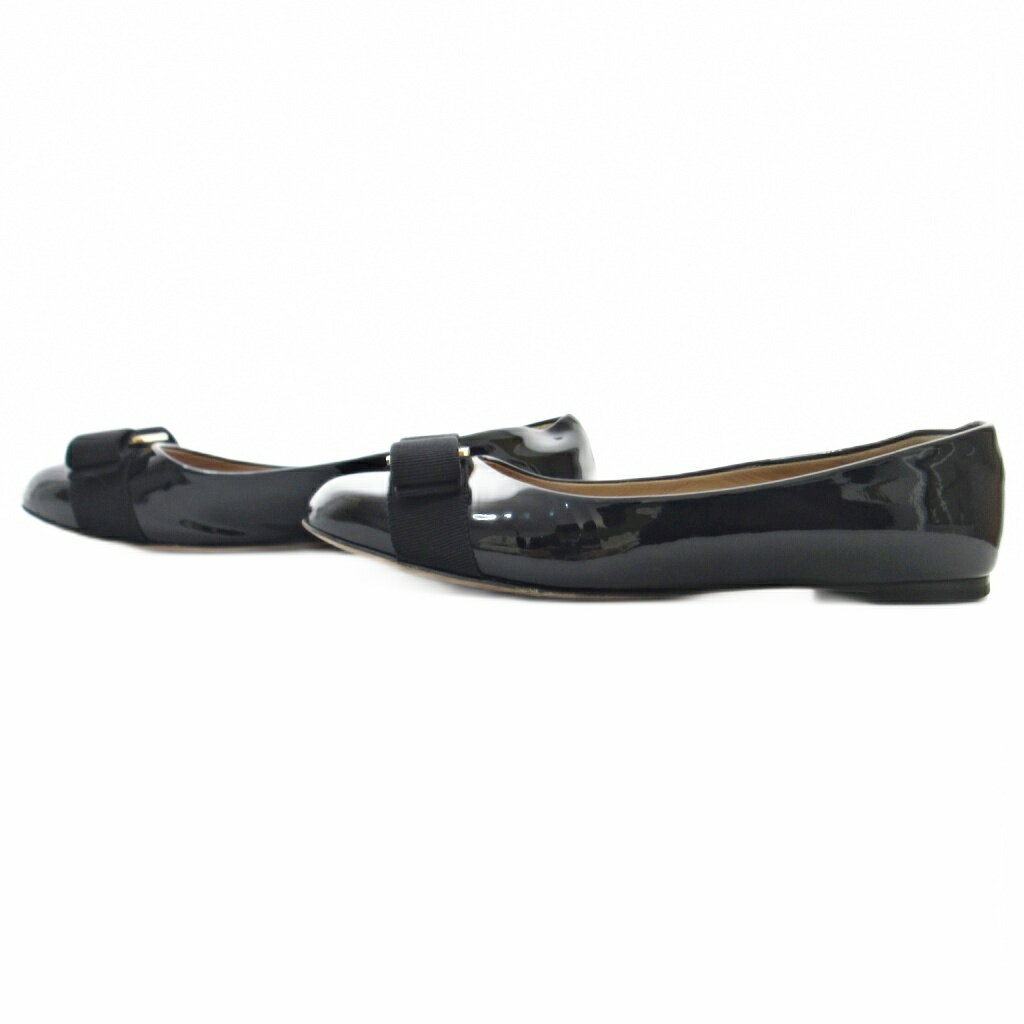 【中古】サルヴァトーレフェラガモ Salvatore Ferragamo ヴァラリボン エナメル バ...