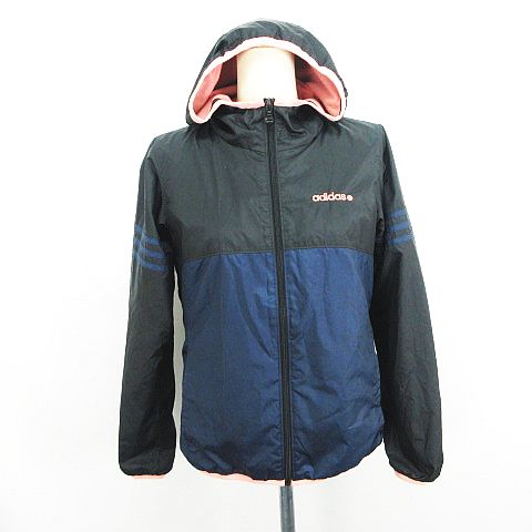 【中古】アディダスネオ adidas neo ジャンパー ブルゾン ウィンドブレーカー 長袖 フード ジップアップ ライン ロゴ 裏起毛 S ブラック×ネイビー スポーツウェア ※EKM レディース 【ベクトル 古着】 260426ブランドアディダスネオ adidas neo表記サイズS実寸サイズ肩幅：37.5cm　身幅：46.5cm　着丈：60cm　袖丈：59cm　　素材ポリエステル100%色ブラック×ネイビー ※照明や撮影環境により、実物と若干お色が違う場合がございます。予めご了承下さい。状態若干の使用感がありますが、その他に目立ったダメージはなく、問題なくご使用いただける商品です。 ※あくまでも中古品ですので掲載写真や記載内容をご確認いただき、ご理解の上ご購入ください。商品のお問い合わせの回答を休止しております。＊各商品ページの商品詳細等をご確認の上ご購入ください。【中古】アディダスネオ adidas neo ジャンパー ブルゾン ウィンドブレーカー 長袖 フード ジップアップ ライン ロゴ 裏起毛 S ブラック×ネイビー スポーツウェア ※EKM レディース 【ベクトル 古着】 260426状態ランク　”AB”詳細については、下記および「状態ランクについて」ページをご覧ください。未使用・新品の商品ほぼ新品同様の商品使用感が少なく、かなり状態の良い商品使用感はあるが、傷や汚れの少ない商品使用感の他、傷や汚れが見られる商品かなり大きな傷みがある難あり商品※S〜CランクはUSED品となりますので、使用感をご理解の上でご入札下さい。状態ランクについてinformationブランドアディダスネオ adidas neo表記サイズS実寸サイズ肩幅：37.5cm　身幅：46.5cm　着丈：60cm　袖丈：59cm　　素材ポリエステル100%色ブラック×ネイビー ※照明や撮影環境により、実物と若干お色が違う場合がございます。予めご了承下さい。状態若干の使用感がありますが、その他に目立ったダメージはなく、問題なくご使用いただける商品です。 ※あくまでも中古品ですので掲載写真や記載内容をご確認いただき、ご理解の上ご購入ください。商品のお問い合わせの回答を休止しております。＊各商品ページの商品詳細等をご確認の上ご購入ください。本商品は一点物です他サイトや店舗にて販売している商品です。多少のお時間差にて欠品になることもございます。予めご了承頂ますようお願い致します。ベクトル・サイズガイドはこちらこの商品と同じブランドの商品を見る