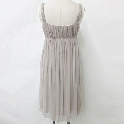 【中古】ストロベリーフィールズ STRAWBERRY-FIELDS ワンピース パーティー ロング丈 ギャザー パール チュール 無地 白 グレー ホワイト フリー レディース 【ベクトル 古着】 241011