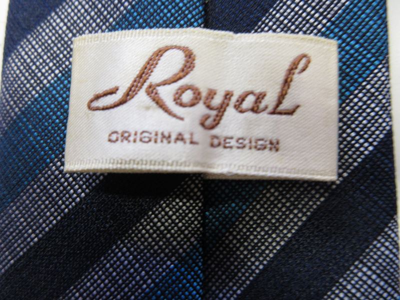 ブランド古着ベクトルプレミアム店の【中古】ROYAL ローヤル ネクタイ レギュラータイ ライン ブルー QQQ メンズ 【ベクトル 古着】 260618｜アングル3