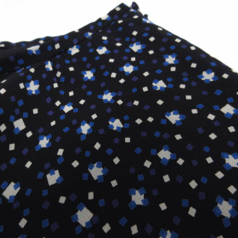 【中古】アンタイトル UNTITLED スカート フレア ミディ丈 アシンメトリー 日本製 総柄 ブラック 黒 ブルー 青 ホワイト 白 パープル 紫 2 レディース 【ベクトル 古着】 220312