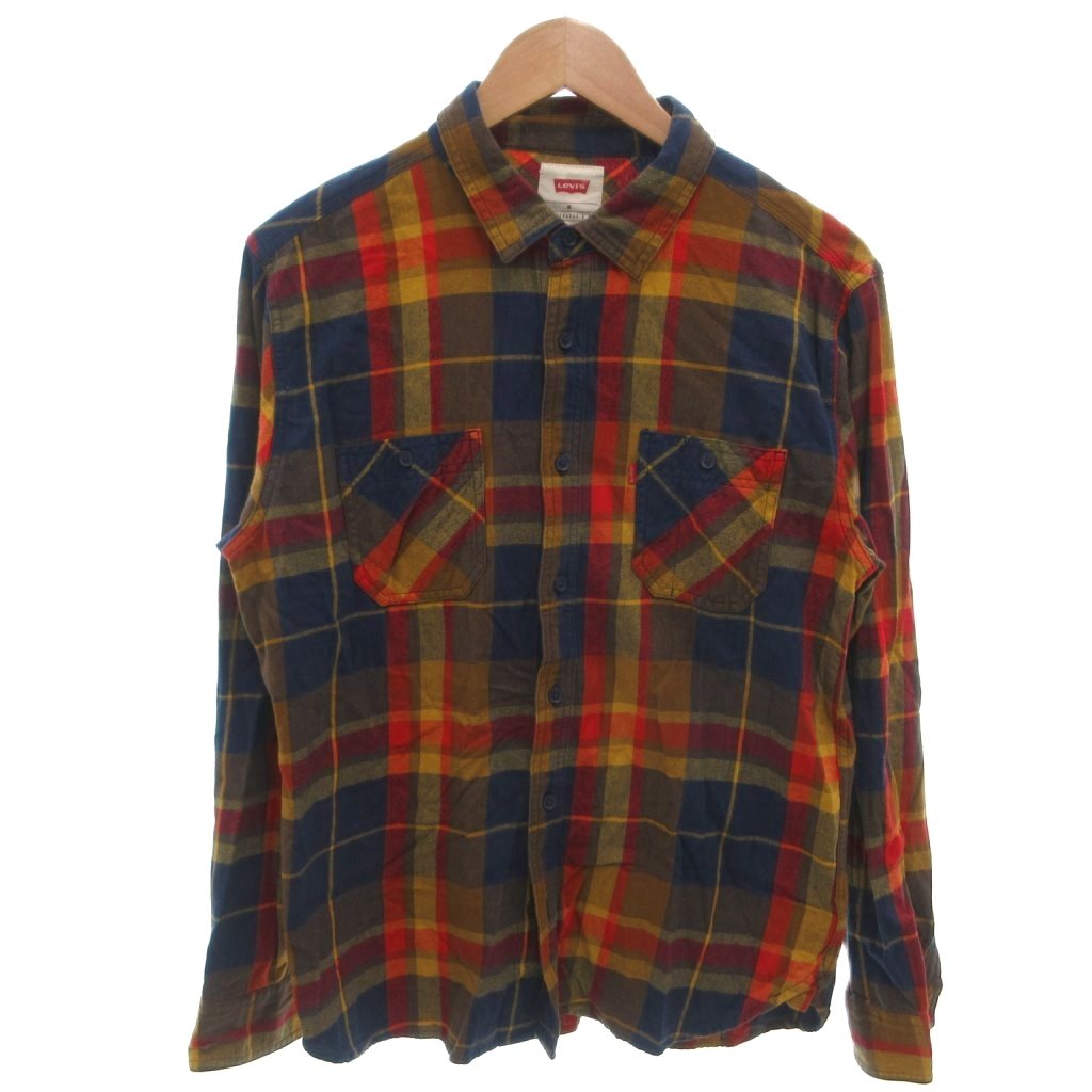 【中古】リーバイス Levi's 美品 ネルシャツ M ネイビー 黄色 イエロー チェック柄 長袖 レギュラーカラー /MX メンズ 【ベクトル 古着】 260530ブランドリーバイス Levi's表記サイズM実寸サイズ肩幅：46cm　身幅：55cm　着丈：75cm　袖丈：63cm　　素材コットン色ネイビー 黄色 赤 レッド仕様ボタン開閉 胸ポケット 状態使用感が少なく、かなり状態の良い商品です。 ※あくまでも中古品ですので掲載写真や記載内容をご確認いただき、ご理解の上ご購入ください。付属品付属品なし備考リーバイ・ストラウス ジャパン（株） こちらのお品物は店舗で保管しておらず、店頭販売出来かねます。（※お取り寄せも出来かねます）商品のお問い合わせの回答を休止しております。＊各商品ページの商品詳細等をご確認の上ご購入ください。【中古】リーバイス Levi's 美品 ネルシャツ M ネイビー 黄色 イエロー チェック柄 長袖 レギュラーカラー /MX メンズ 【ベクトル 古着】 260530状態ランク　”A”詳細については、下記および「状態ランクについて」ページをご覧ください。未使用・新品の商品ほぼ新品同様の商品使用感が少なく、かなり状態の良い商品使用感はあるが、傷や汚れの少ない商品使用感の他、傷や汚れが見られる商品かなり大きな傷みがある難あり商品※S〜CランクはUSED品となりますので、使用感をご理解の上でご入札下さい。状態ランクについてinformationブランドリーバイス Levi's表記サイズM実寸サイズ肩幅：46cm　身幅：55cm　着丈：75cm　袖丈：63cm　　素材コットン色ネイビー 黄色 赤 レッド仕様ボタン開閉 胸ポケット 状態使用感が少なく、かなり状態の良い商品です。 ※あくまでも中古品ですので掲載写真や記載内容をご確認いただき、ご理解の上ご購入ください。付属品付属品なし備考リーバイ・ストラウス ジャパン（株） こちらのお品物は店舗で保管しておらず、店頭販売出来かねます。（※お取り寄せも出来かねます）商品のお問い合わせの回答を休止しております。＊各商品ページの商品詳細等をご確認の上ご購入ください。本商品は一点物です他サイトや店舗にて販売している商品です。多少のお時間差にて欠品になることもございます。予めご了承頂ますようお願い致します。ベクトル・サイズガイドはこちらこの商品と同じブランドの商品を見る