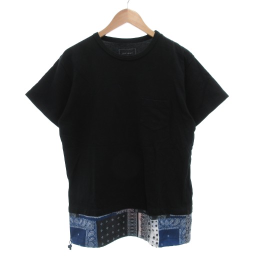 【中古】ソフネット SOPHNET. フェイクレイヤード ポケットT FAKE LAYERED POCKET T Tシャツ 半袖 クルーネック バンダナ柄 切替 S 黒 ブラック SOPH-180050 /GV ■GY18 メンズ 【ベクトル 古着】 250927ブランドソフネット SOPHNET.表記サイズS実寸サイズ肩幅：47cm　身幅：51cm　着丈：72cm　袖丈：17cm　　素材コットン 別布 ポリエステル色黒 ブラック 仕様ポケット×1状態・全体的に毛羽立ち、薄汚れ その他に目立ったダメージはなく、問題なくご使用いただける商品です。 ※あくまでも中古品ですので掲載写真や記載内容をご確認いただき、ご理解の上ご購入ください。備考SOPH-180050 (有)ソフ こちらのお品物は店舗で保管しておらず、店頭販売出来かねます。（※お取り寄せも出来かねます）商品のお問い合わせの回答を休止しております。＊各商品ページの商品詳細等をご確認の上ご購入ください。【中古】ソフネット SOPHNET. フェイクレイヤード ポケットT FAKE LAYERED POCKET T Tシャツ 半袖 クルーネック バンダナ柄 切替 S 黒 ブラック SOPH-180050 /GV ■GY18 メンズ 【ベクトル 古着】 250927状態ランク　”AB”詳細については、下記および「状態ランクについて」ページをご覧ください。未使用・新品の商品ほぼ新品同様の商品使用感が少なく、かなり状態の良い商品使用感はあるが、傷や汚れの少ない商品使用感の他、傷や汚れが見られる商品かなり大きな傷みがある難あり商品※S〜CランクはUSED品となりますので、使用感をご理解の上でご入札下さい。状態ランクについてinformationブランドソフネット SOPHNET.表記サイズS実寸サイズ肩幅：47cm　身幅：51cm　着丈：72cm　袖丈：17cm　　素材コットン 別布 ポリエステル色黒 ブラック 仕様ポケット×1状態・全体的に毛羽立ち、薄汚れ その他に目立ったダメージはなく、問題なくご使用いただける商品です。 ※あくまでも中古品ですので掲載写真や記載内容をご確認いただき、ご理解の上ご購入ください。備考SOPH-180050 (有)ソフ こちらのお品物は店舗で保管しておらず、店頭販売出来かねます。（※お取り寄せも出来かねます）商品のお問い合わせの回答を休止しております。＊各商品ページの商品詳細等をご確認の上ご購入ください。本商品は一点物です他サイトや店舗にて販売している商品です。多少のお時間差にて欠品になることもございます。予めご了承頂ますようお願い致します。ベクトル・サイズガイドはこちらこの商品と同じブランドの商品を見る