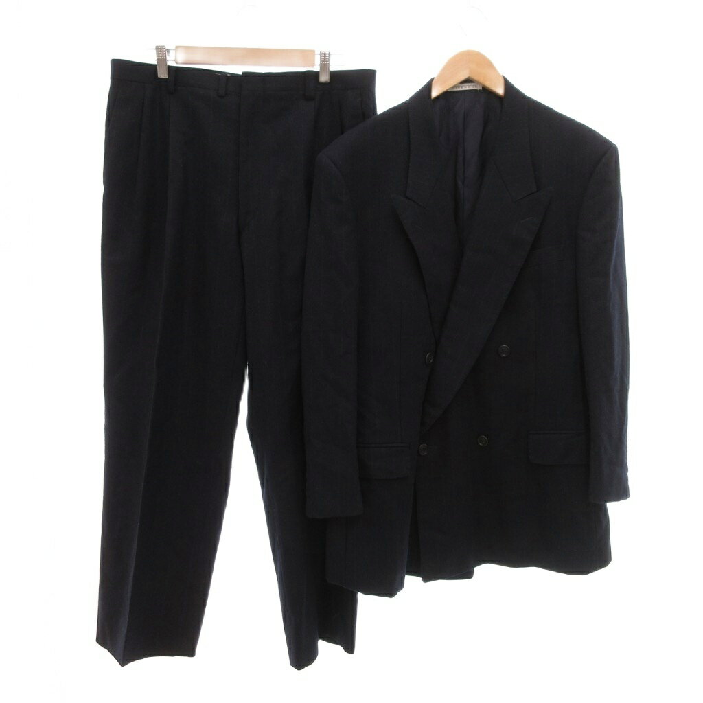 【中古】ジバンシィ GIVENCHY スーツ セットアップ ダブル テーラードジャケット スラックス パンツ ウール ストライプ 紺 ネイビー /JS ■GY44 メンズ 【ベクトル 古着】 251216ブランドジバンシィ GIVENCHY表記サイズサイズ表記なし(実寸サイズをご参考ください。)実寸サイズジャケット 肩幅：52cm　ジャケット 身幅：62cm　ジャケット 袖丈：58cm　ジャケット 着丈：72cm　パンツ ウエスト：90cm　パンツ もも幅：33cm　パンツ 裾幅：24cm　パンツ 股上：27cm　パンツ 股下：70cm　　素材表地 毛 裏地 キュプラ ポリエステル 袖裏 キュプラ色紺 ネイビー仕様ジャケット 総裏地状態・両脇シミあり ※使用感の他、上記のようにダメージがある中古品です。掲載写真や記載内容をご確認いただき、ご理解の上ご購入ください。付属品なし備考・右胸裏地ネーム刺繍あり オーダー品 メルボ紳士服 こちらのお品物は店舗で保管しておらず、店頭販売出来かねます。（※お取り寄せも出来かねます）商品のお問い合わせの回答を休止しております。＊各商品ページの商品詳細等をご確認の上ご購入ください。【中古】ジバンシィ GIVENCHY スーツ セットアップ ダブル テーラードジャケット スラックス パンツ ウール ストライプ 紺 ネイビー /JS ■GY44 メンズ 【ベクトル 古着】 251216状態ランク　”C”詳細については、下記および「状態ランクについて」ページをご覧ください。未使用・新品の商品ほぼ新品同様の商品使用感が少なく、かなり状態の良い商品使用感はあるが、傷や汚れの少ない商品使用感の他、傷や汚れが見られる商品かなり大きな傷みがある難あり商品※S〜CランクはUSED品となりますので、使用感をご理解の上でご入札下さい。状態ランクについてinformationブランドジバンシィ GIVENCHY表記サイズサイズ表記なし(実寸サイズをご参考ください。)実寸サイズジャケット 肩幅：52cm　ジャケット 身幅：62cm　ジャケット 袖丈：58cm　ジャケット 着丈：72cm　パンツ ウエスト：90cm　パンツ もも幅：33cm　パンツ 裾幅：24cm　パンツ 股上：27cm　パンツ 股下：70cm　　素材表地 毛 裏地 キュプラ ポリエステル 袖裏 キュプラ色紺 ネイビー仕様ジャケット 総裏地状態・両脇シミあり ※使用感の他、上記のようにダメージがある中古品です。掲載写真や記載内容をご確認いただき、ご理解の上ご購入ください。付属品なし備考・右胸裏地ネーム刺繍あり オーダー品 メルボ紳士服 こちらのお品物は店舗で保管しておらず、店頭販売出来かねます。（※お取り寄せも出来かねます）商品のお問い合わせの回答を休止しております。＊各商品ページの商品詳細等をご確認の上ご購入ください。本商品は一点物です他サイトや店舗にて販売している商品です。多少のお時間差にて欠品になることもございます。予めご了承頂ますようお願い致します。ベクトル・サイズガイドはこちらこの商品と同じブランドの商品を見る