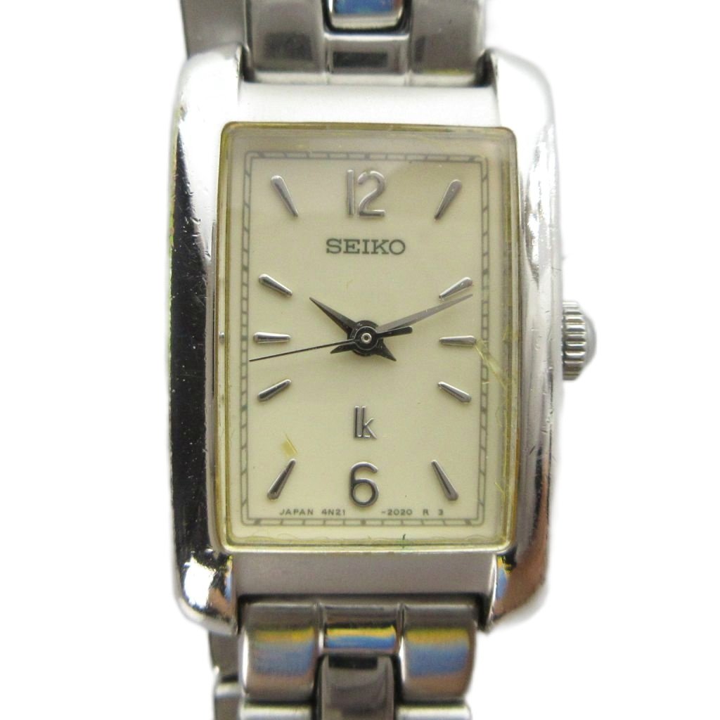 【中古】セイコー SEIKO 4N21-5260 ルキア LUKIA 腕時計 ウォッチ クォーツ スクエア シルバー色 ■GY18 /MQ レディース 【ベクトル 古着】 260615ブランドセイコー SEIKO表記サイズ実寸サイズをご参考ください。実寸サイズバンド幅：約1cm　腕周り：約16cm　ケース・タテ：約25mm　ケース・ヨコ（リューズは除く）：約20mm　　素材ステンレススチール色シルバー色状態ケース、ベルトに傷がございますが、その他に目立ったダメージはなく、問題なくご使用いただける商品です。 ※あくまでも中古品ですので掲載写真や記載内容をご確認いただき、ご理解の上ご購入ください。付属品箱備考型番 4N21-5260 2026/6/15動作確認済 OH期不明商品のお問い合わせの回答を休止しております。＊各商品ページの商品詳細等をご確認の上ご購入ください。【中古】セイコー SEIKO 4N21-5260 ルキア LUKIA 腕時計 ウォッチ クォーツ スクエア シルバー色 ■GY18 /MQ レディース 【ベクトル 古着】 260615状態ランク　”AB”詳細については、下記および「状態ランクについて」ページをご覧ください。未使用・新品の商品ほぼ新品同様の商品使用感が少なく、かなり状態の良い商品使用感はあるが、傷や汚れの少ない商品使用感の他、傷や汚れが見られる商品かなり大きな傷みがある難あり商品※S〜CランクはUSED品となりますので、使用感をご理解の上でご入札下さい。状態ランクについてinformationブランドセイコー SEIKO表記サイズ実寸サイズをご参考ください。実寸サイズバンド幅：約1cm　腕周り：約16cm　ケース・タテ：約25mm　ケース・ヨコ（リューズは除く）：約20mm　　素材ステンレススチール色シルバー色状態ケース、ベルトに傷がございますが、その他に目立ったダメージはなく、問題なくご使用いただける商品です。 ※あくまでも中古品ですので掲載写真や記載内容をご確認いただき、ご理解の上ご購入ください。付属品箱備考型番 4N21-5260 2026/6/15動作確認済 OH期不明商品のお問い合わせの回答を休止しております。＊各商品ページの商品詳細等をご確認の上ご購入ください。本商品は一点物です他サイトや店舗にて販売している商品です。多少のお時間差にて欠品になることもございます。予めご了承頂ますようお願い致します。ベクトル・サイズガイドはこちらこの商品と同じブランドの商品を見る
