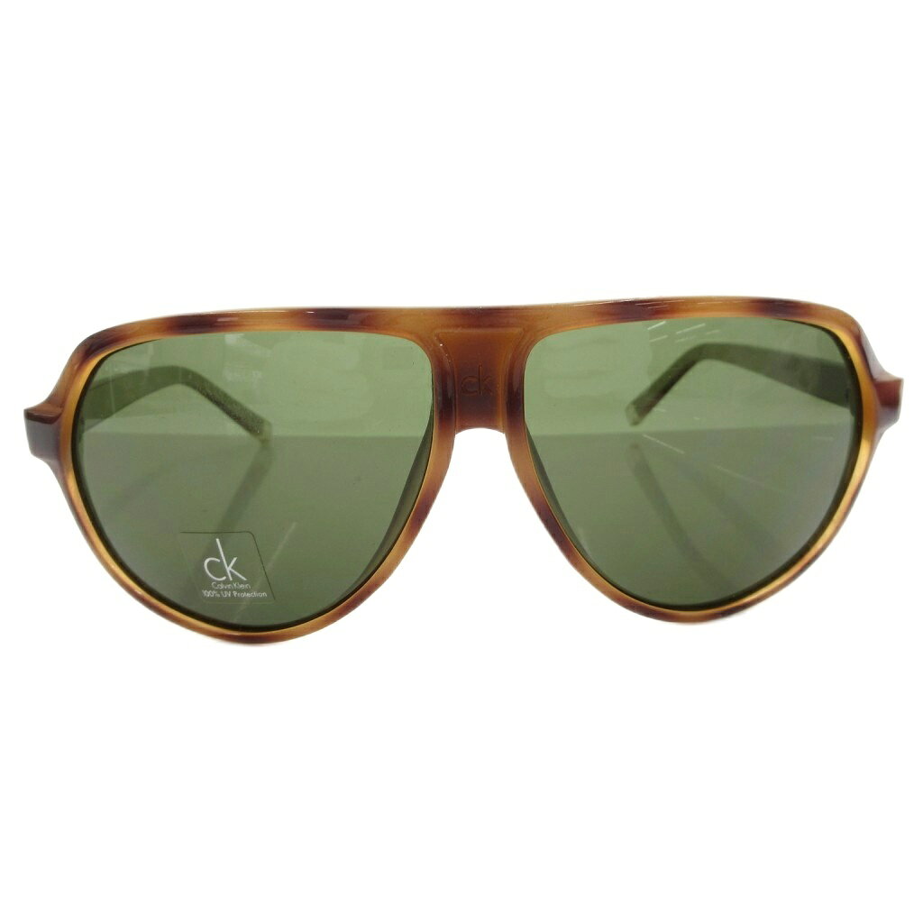 【中古】カルバンクライン CALVIN KLEIN サングラス 61□12 135 茶 ブラウン 緑 グリーン べっ甲柄 3122S /ML ■GY18 メンズ レディース 【ベクトル 古着】 260605ブランドカルバンクライン CALVIN KLEIN表記サイズ61□12 135実寸サイズレンズの大きさ：5×6cm　フレーム：16cm　テンプル：9.5cm　　色茶 ブラウン 緑 グリーン状態・レンズに小さな傷あり その他に目立ったダメージはなく、問題なくご使用いただける商品です。 ※あくまでも中古品ですので掲載写真や記載内容をご確認いただき、ご理解の上ご購入ください。付属品付属品なし、写真に写っている物が全てです。備考3122S こちらのお品物は店舗で保管しておらず、店頭販売出来かねます。（※お取り寄せも出来かねます） 品番:3122S商品のお問い合わせの回答を休止しております。＊各商品ページの商品詳細等をご確認の上ご購入ください。【中古】カルバンクライン CALVIN KLEIN サングラス 61□12 135 茶 ブラウン 緑 グリーン べっ甲柄 3122S /ML ■GY18 メンズ レディース 【ベクトル 古着】 260605状態ランク　”AB”詳細については、下記および「状態ランクについて」ページをご覧ください。未使用・新品の商品ほぼ新品同様の商品使用感が少なく、かなり状態の良い商品使用感はあるが、傷や汚れの少ない商品使用感の他、傷や汚れが見られる商品かなり大きな傷みがある難あり商品※S〜CランクはUSED品となりますので、使用感をご理解の上でご入札下さい。状態ランクについてinformationブランドカルバンクライン CALVIN KLEIN表記サイズ61□12 135実寸サイズレンズの大きさ：5×6cm　フレーム：16cm　テンプル：9.5cm　　色茶 ブラウン 緑 グリーン状態・レンズに小さな傷あり その他に目立ったダメージはなく、問題なくご使用いただける商品です。 ※あくまでも中古品ですので掲載写真や記載内容をご確認いただき、ご理解の上ご購入ください。付属品付属品なし、写真に写っている物が全てです。備考3122S こちらのお品物は店舗で保管しておらず、店頭販売出来かねます。（※お取り寄せも出来かねます） 品番:3122S商品のお問い合わせの回答を休止しております。＊各商品ページの商品詳細等をご確認の上ご購入ください。本商品は一点物です他サイトや店舗にて販売している商品です。多少のお時間差にて欠品になることもございます。予めご了承頂ますようお願い致します。ベクトル・サイズガイドはこちらこの商品と同じブランドの商品を見る