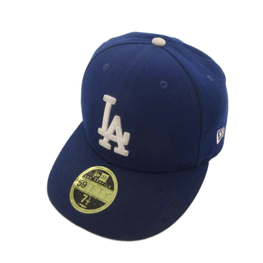 【中古】ニューエラ NEW ERA 59FIFTY 帽子 キャップ ロゴ 刺繍 7 2/1 青 ブルー /FF ■GY12 メンズ 【ベクトル 古着】 260706ブランドニューエラ NEW ERA表記サイズ7 2/1 実寸サイズつば：7cm　頭周り：60cm　　素材ポリエステル色青 ブルー 状態・表面擦れ、刺繍黄ばみ ・内側額汚れ ※全体的に中古品としての使用感とダメージがありますが、通常使用には支障のない商品です。 掲載写真や記載内容をご確認いただき、ご理解の上ご購入ください。備考こちらのお品物は店舗で保管しておらず、店頭販売出来かねます。（※お取り寄せも出来かねます）商品のお問い合わせの回答を休止しております。＊各商品ページの商品詳細等をご確認の上ご購入ください。【中古】ニューエラ NEW ERA 59FIFTY 帽子 キャップ ロゴ 刺繍 7 2/1 青 ブルー /FF ■GY12 メンズ 【ベクトル 古着】 260706状態ランク　”B”詳細については、下記および「状態ランクについて」ページをご覧ください。未使用・新品の商品ほぼ新品同様の商品使用感が少なく、かなり状態の良い商品使用感はあるが、傷や汚れの少ない商品使用感の他、傷や汚れが見られる商品かなり大きな傷みがある難あり商品※S〜CランクはUSED品となりますので、使用感をご理解の上でご入札下さい。状態ランクについてinformationブランドニューエラ NEW ERA表記サイズ7 2/1 実寸サイズつば：7cm　頭周り：60cm　　素材ポリエステル色青 ブルー 状態・表面擦れ、刺繍黄ばみ ・内側額汚れ ※全体的に中古品としての使用感とダメージがありますが、通常使用には支障のない商品です。 掲載写真や記載内容をご確認いただき、ご理解の上ご購入ください。備考こちらのお品物は店舗で保管しておらず、店頭販売出来かねます。（※お取り寄せも出来かねます）商品のお問い合わせの回答を休止しております。＊各商品ページの商品詳細等をご確認の上ご購入ください。本商品は一点物です他サイトや店舗にて販売している商品です。多少のお時間差にて欠品になることもございます。予めご了承頂ますようお願い致します。ベクトル・サイズガイドはこちらこの商品と同じブランドの商品を見る