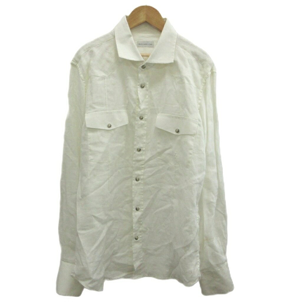 【中古】バランタイン BALLANTYNE 長袖シャツ 麻 リネン 16 白 ホワイト 胸ポケット付き スナップボタン /NP ■GY06 メンズ 【ベクトル 古着】 260706ブランドバランタイン BALLANTYNE表記サイズ16実寸サイズ肩幅：46cm　身幅：55cm　着丈：77cm　袖丈：68cm　　素材麻色白 ホワイト状態全体的に数ヵ所黄色いシミがございますが、その他に目立ったダメージはなく、問題なくご使用いただける商品です。 ※あくまでも中古品ですので掲載写真や記載内容をご確認いただき、ご理解の上ご購入ください。備考（株）IBEX商品のお問い合わせの回答を休止しております。＊各商品ページの商品詳細等をご確認の上ご購入ください。【中古】バランタイン BALLANTYNE 長袖シャツ 麻 リネン 16 白 ホワイト 胸ポケット付き スナップボタン /NP ■GY06 メンズ 【ベクトル 古着】 260706状態ランク　”AB”詳細については、下記および「状態ランクについて」ページをご覧ください。未使用・新品の商品ほぼ新品同様の商品使用感が少なく、かなり状態の良い商品使用感はあるが、傷や汚れの少ない商品使用感の他、傷や汚れが見られる商品かなり大きな傷みがある難あり商品※S〜CランクはUSED品となりますので、使用感をご理解の上でご入札下さい。状態ランクについてinformationブランドバランタイン BALLANTYNE表記サイズ16実寸サイズ肩幅：46cm　身幅：55cm　着丈：77cm　袖丈：68cm　　素材麻色白 ホワイト状態全体的に数ヵ所黄色いシミがございますが、その他に目立ったダメージはなく、問題なくご使用いただける商品です。 ※あくまでも中古品ですので掲載写真や記載内容をご確認いただき、ご理解の上ご購入ください。備考（株）IBEX商品のお問い合わせの回答を休止しております。＊各商品ページの商品詳細等をご確認の上ご購入ください。本商品は一点物です他サイトや店舗にて販売している商品です。多少のお時間差にて欠品になることもございます。予めご了承頂ますようお願い致します。ベクトル・サイズガイドはこちらこの商品と同じブランドの商品を見る