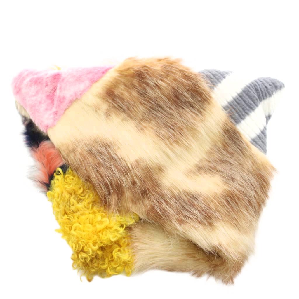 【中古】未使用品 トモキユリタ tomoki yurita 異素材ミックス スヌード フェイクファー マフラー パッチワーク 総柄 M マルチカラー 3602 /YM ■GY05 レディース 【ベクトル 古着】 260725表記サイズM実寸サイズ首周り約80cm　ヨコ約35cm　素材表記なし色マルチカラー状態未使用品です。 ※未使用品・新品同様の商品ではございますが、一度は一般の方の手に渡り、個人で保管されていた商品です。また、保管・陳列時の薄いスレなど微細な状態変化が見られる場合がございます。ご理解の上ご購入ください。付属品付属品なし備考品番：3602商品のお問い合わせの回答を休止しております。＊各商品ページの商品詳細等をご確認の上ご購入ください。【中古】未使用品 トモキユリタ tomoki yurita 異素材ミックス スヌード フェイクファー マフラー パッチワーク 総柄 M マルチカラー 3602 /YM ■GY05 レディース 【ベクトル 古着】 260725状態ランク　”S”詳細については、下記および「状態ランクについて」ページをご覧ください。未使用・新品の商品ほぼ新品同様の商品使用感が少なく、かなり状態の良い商品使用感はあるが、傷や汚れの少ない商品使用感の他、傷や汚れが見られる商品かなり大きな傷みがある難あり商品※S〜CランクはUSED品となりますので、使用感をご理解の上でご入札下さい。状態ランクについてinformation表記サイズM実寸サイズ首周り約80cm　ヨコ約35cm　素材表記なし色マルチカラー状態未使用品です。 ※未使用品・新品同様の商品ではございますが、一度は一般の方の手に渡り、個人で保管されていた商品です。また、保管・陳列時の薄いスレなど微細な状態変化が見られる場合がございます。ご理解の上ご購入ください。付属品付属品なし備考品番：3602商品のお問い合わせの回答を休止しております。＊各商品ページの商品詳細等をご確認の上ご購入ください。本商品は一点物です他サイトや店舗にて販売している商品です。多少のお時間差にて欠品になることもございます。予めご了承頂ますようお願い致します。ベクトル・サイズガイドはこちらこの商品と同じブランドの商品を見る