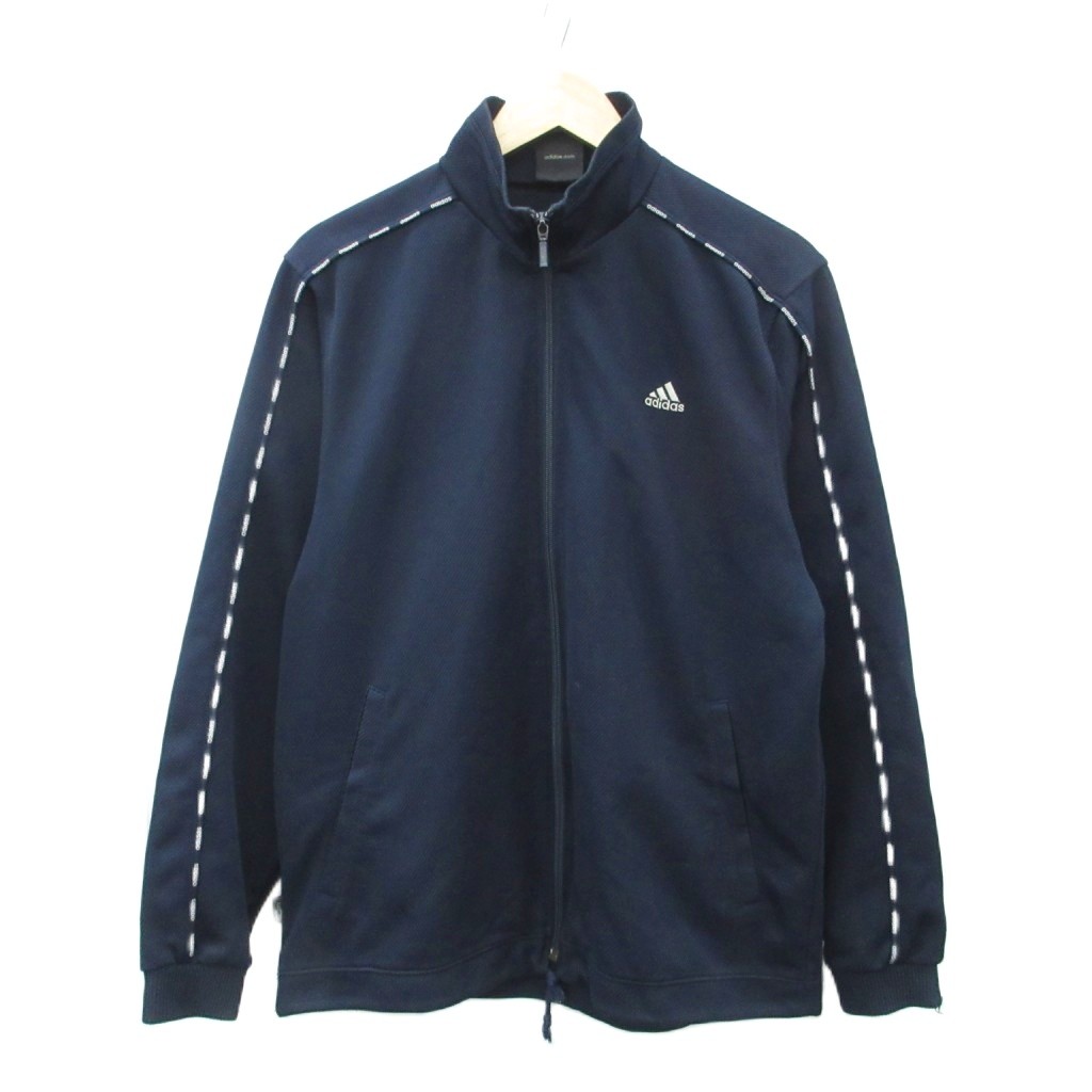【中古】アディダス adidas スポーツウェア ジャージ ブルゾンジャケット M 紺 ネイビー スタンドカラー ジップアップ ミドル丈 /YS13 ■GY99 メンズ 【ベクトル 古着】 260804ブランドアディダス adidas表記サイズM実寸サイズ肩幅：43cm　身幅：54cm　着丈：65cm　袖丈：61cm　　素材本体：ポリエステル 袖口リブ：ポリエステル、ポリウレタン色紺仕様裏地なし状態この商品には下記のようなダメージがあります。 ・前身頃全体にほつれ ・前身頃に0.5ほどの黄色い汚れ ・右袖の後ろ側に1ほどの黄色い汚れ ・首周りファスナー(裏地含む)周辺に黄色い汚れ ・後ろ裾に0.5ほどのオレンジ色の汚れが2か所 ・右サイドポケット裏地全体に茶色いシミ汚れ その他に目立ったダメージはなく、問題なくご使用いただける商品です。 ※あくまでも中古品ですので掲載写真や記載内容をご確認いただき、ご理解の上ご購入ください。備考アディダスジャパン株式会社商品のお問い合わせの回答を休止しております。＊各商品ページの商品詳細等をご確認の上ご購入ください。【中古】アディダス adidas スポーツウェア ジャージ ブルゾンジャケット M 紺 ネイビー スタンドカラー ジップアップ ミドル丈 /YS13 ■GY99 メンズ 【ベクトル 古着】 260804状態ランク　”AB”詳細については、下記および「状態ランクについて」ページをご覧ください。未使用・新品の商品ほぼ新品同様の商品使用感が少なく、かなり状態の良い商品使用感はあるが、傷や汚れの少ない商品使用感の他、傷や汚れが見られる商品かなり大きな傷みがある難あり商品※S〜CランクはUSED品となりますので、使用感をご理解の上でご入札下さい。状態ランクについてinformationブランドアディダス adidas表記サイズM実寸サイズ肩幅：43cm　身幅：54cm　着丈：65cm　袖丈：61cm　　素材本体：ポリエステル 袖口リブ：ポリエステル、ポリウレタン色紺仕様裏地なし状態この商品には下記のようなダメージがあります。 ・前身頃全体にほつれ ・前身頃に0.5ほどの黄色い汚れ ・右袖の後ろ側に1ほどの黄色い汚れ ・首周りファスナー(裏地含む)周辺に黄色い汚れ ・後ろ裾に0.5ほどのオレンジ色の汚れが2か所 ・右サイドポケット裏地全体に茶色いシミ汚れ その他に目立ったダメージはなく、問題なくご使用いただける商品です。 ※あくまでも中古品ですので掲載写真や記載内容をご確認いただき、ご理解の上ご購入ください。備考アディダスジャパン株式会社商品のお問い合わせの回答を休止しております。＊各商品ページの商品詳細等をご確認の上ご購入ください。本商品は一点物です他サイトや店舗にて販売している商品です。多少のお時間差にて欠品になることもございます。予めご了承頂ますようお願い致します。ベクトル・サイズガイドはこちらこの商品と同じブランドの商品を見る