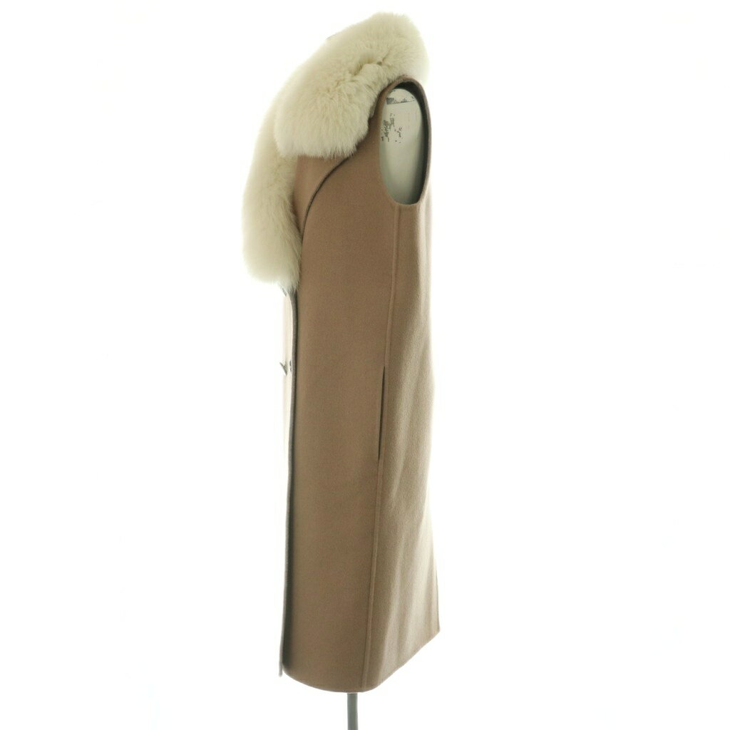 【中古】フェンディ FENDI フォックスファージレ カリグラフィーボタン ベスト 前...