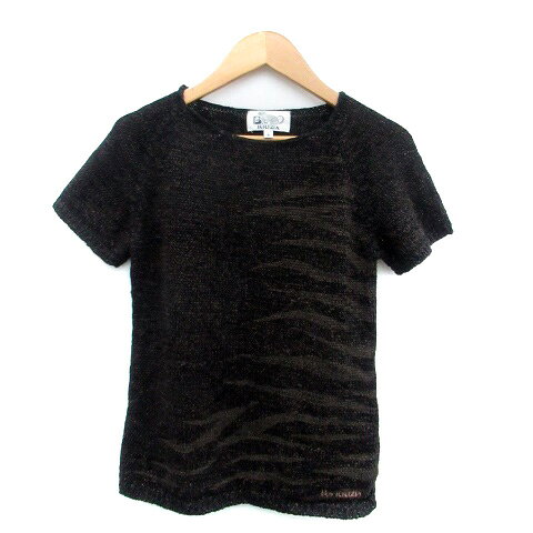 【中古】クリッツィア KRIZIA BASIC ニット カットソー ラウンドネック 半袖 総柄 M マルチカラー 黒 ブラック /HO33 レディース 【ベクトル 古着】 250321ブランドクリッツィア KRIZIA表記サイズM ※実寸サイズをご確認ください。実寸サイズ身幅：38.5cm　着丈：50.5cm　ゆき丈：29.5cm　　素材綿75% ポリエステル25%色黒 茶色 グレー ※色に関してはこの商品の出品者の主観で判断しておりますので、カタログや正規カラーとは言いまわしが異なる場合があります。仕様伸縮性あり 透け感なし状態使用感が少なく、状態の良い商品です。 ※あくまでも中古品ですので掲載写真や記載内容をご確認いただき、ご理解の上ご購入ください。商品のお問い合わせの回答を休止しております。＊各商品ページの商品詳細等をご確認の上ご購入ください。【中古】クリッツィア KRIZIA BASIC ニット カットソー ラウンドネック 半袖 総柄 M マルチカラー 黒 ブラック /HO33 レディース 【ベクトル 古着】 250321状態ランク　”A”詳細については、下記および「状態ランクについて」ページをご覧ください。未使用・新品の商品ほぼ新品同様の商品使用感が少なく、かなり状態の良い商品使用感はあるが、傷や汚れの少ない商品使用感の他、傷や汚れが見られる商品かなり大きな傷みがある難あり商品※S〜CランクはUSED品となりますので、使用感をご理解の上でご入札下さい。状態ランクについてinformationブランドクリッツィア KRIZIA表記サイズM ※実寸サイズをご確認ください。実寸サイズ身幅：38.5cm　着丈：50.5cm　ゆき丈：29.5cm　　素材綿75% ポリエステル25%色黒 茶色 グレー ※色に関してはこの商品の出品者の主観で判断しておりますので、カタログや正規カラーとは言いまわしが異なる場合があります。仕様伸縮性あり 透け感なし状態使用感が少なく、状態の良い商品です。 ※あくまでも中古品ですので掲載写真や記載内容をご確認いただき、ご理解の上ご購入ください。商品のお問い合わせの回答を休止しております。＊各商品ページの商品詳細等をご確認の上ご購入ください。本商品は一点物です他サイトや店舗にて販売している商品です。多少のお時間差にて欠品になることもございます。予めご了承頂ますようお願い致します。ベクトル・サイズガイドはこちらこの商品と同じブランドの商品を見る