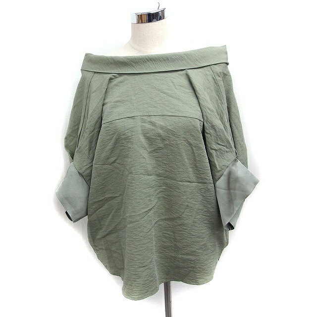 【中古】ナポカ napoca ロールカラー ブラウス 半袖 ドルマン 無地 カーキ /FT23 レディース 【ベクトル 古着】 260409表記サイズ表記なし 実寸サイズをご確認ください。実寸サイズ着丈：69cm　ゆき丈：40cm　裾幅：56cm　　素材本体：ポリエステル、レーヨン、ポリウレタン 別布：ポリエステル、ポリウレタン色カーキ仕様プルオーバー 衿2WAY状態使用感が少なく、かなり状態の良い商品です。 ※あくまでも中古品ですので掲載写真や記載内容をご確認いただき、ご理解の上ご購入ください。商品のお問い合わせの回答を休止しております。＊各商品ページの商品詳細等をご確認の上ご購入ください。【中古】ナポカ napoca ロールカラー ブラウス 半袖 ドルマン 無地 カーキ /FT23 レディース 【ベクトル 古着】 260409状態ランク　”A”詳細については、下記および「状態ランクについて」ページをご覧ください。未使用・新品の商品ほぼ新品同様の商品使用感が少なく、かなり状態の良い商品使用感はあるが、傷や汚れの少ない商品使用感の他、傷や汚れが見られる商品かなり大きな傷みがある難あり商品※S〜CランクはUSED品となりますので、使用感をご理解の上でご入札下さい。状態ランクについてinformation表記サイズ表記なし 実寸サイズをご確認ください。実寸サイズ着丈：69cm　ゆき丈：40cm　裾幅：56cm　　素材本体：ポリエステル、レーヨン、ポリウレタン 別布：ポリエステル、ポリウレタン色カーキ仕様プルオーバー 衿2WAY状態使用感が少なく、かなり状態の良い商品です。 ※あくまでも中古品ですので掲載写真や記載内容をご確認いただき、ご理解の上ご購入ください。商品のお問い合わせの回答を休止しております。＊各商品ページの商品詳細等をご確認の上ご購入ください。本商品は一点物です他サイトや店舗にて販売している商品です。多少のお時間差にて欠品になることもございます。予めご了承頂ますようお願い致します。ベクトル・サイズガイドはこちらこの商品と同じブランドの商品を見る