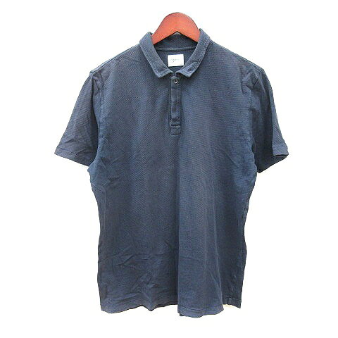 【中古】ル ベーシック LES BASICS ポロシャツ 半袖 L 紺 ネイビー /MN メンズ 【ベクトル 古着】 260731表記サイズLarge実寸サイズ肩幅：約41cm　身幅：約52cm　着丈：約66cm　袖丈：約21cm　　素材コットン100％色紺 ネイビー状態この商品には下記のようなダメージがあります。 ・前面上部に色落ちあり ・ボタンが1つ外れています その他に目立ったダメージはなくまだまだご使用いただける商品です。 ※あくまでも中古品ですので掲載写真や記載内容をご確認いただき、ご理解の上ご購入ください。商品のお問い合わせの回答を休止しております。＊各商品ページの商品詳細等をご確認の上ご購入ください。【中古】ル ベーシック LES BASICS ポロシャツ 半袖 L 紺 ネイビー /MN メンズ 【ベクトル 古着】 260731状態ランク　”A”詳細については、下記および「状態ランクについて」ページをご覧ください。未使用・新品の商品ほぼ新品同様の商品使用感が少なく、かなり状態の良い商品使用感はあるが、傷や汚れの少ない商品使用感の他、傷や汚れが見られる商品かなり大きな傷みがある難あり商品※S〜CランクはUSED品となりますので、使用感をご理解の上でご入札下さい。状態ランクについてinformation表記サイズLarge実寸サイズ肩幅：約41cm　身幅：約52cm　着丈：約66cm　袖丈：約21cm　　素材コットン100％色紺 ネイビー状態この商品には下記のようなダメージがあります。 ・前面上部に色落ちあり ・ボタンが1つ外れています その他に目立ったダメージはなくまだまだご使用いただける商品です。 ※あくまでも中古品ですので掲載写真や記載内容をご確認いただき、ご理解の上ご購入ください。商品のお問い合わせの回答を休止しております。＊各商品ページの商品詳細等をご確認の上ご購入ください。本商品は一点物です他サイトや店舗にて販売している商品です。多少のお時間差にて欠品になることもございます。予めご了承頂ますようお願い致します。ベクトル・サイズガイドはこちらこの商品と同じブランドの商品を見る