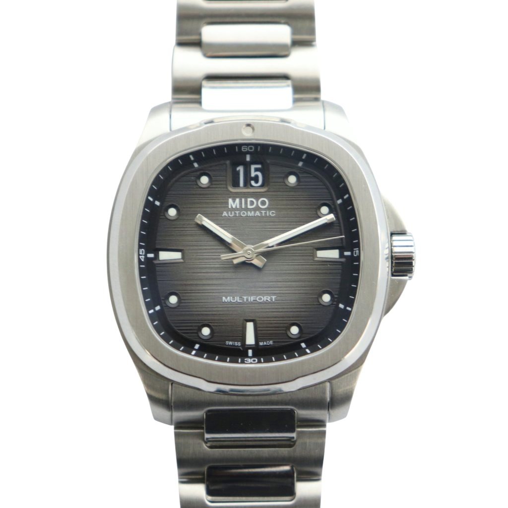 ブランド古着ベクトルプレミアム店のM049.526.17.081.00を見る