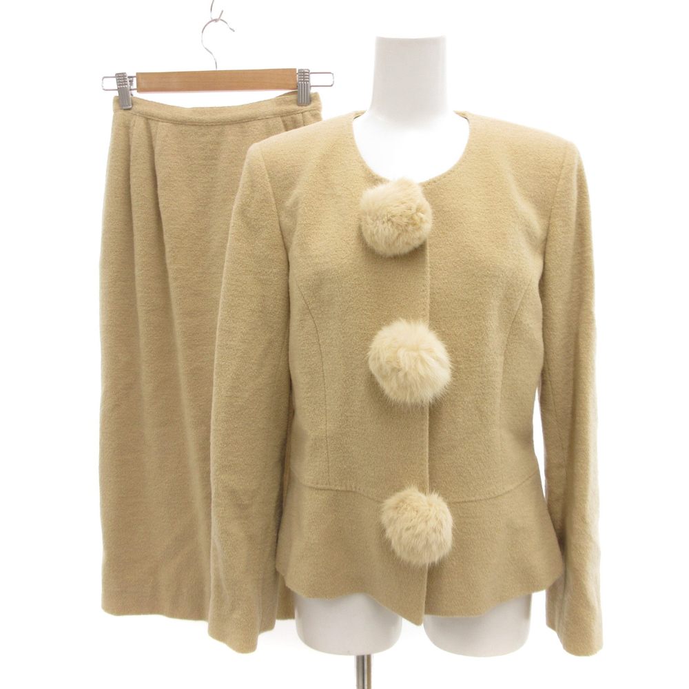 西裝套裙 - 【中古】インゲボルグ INGEBORG セットアップ ノーカラージャケット スカート ミモレ ロング ラビットファー パイル地 M ベージュ /JS ■ECC001 レディース 【ベクトル 古着】 260219