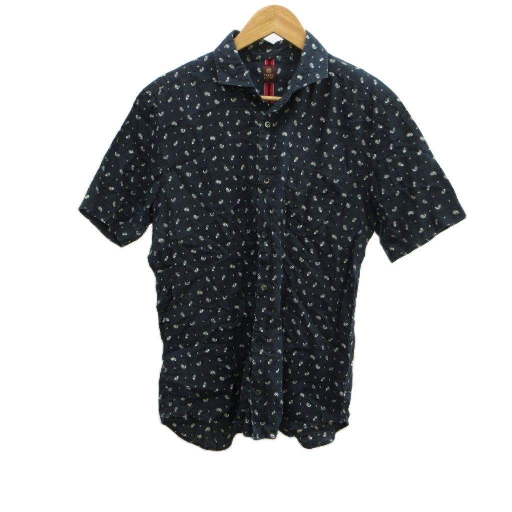【中古】タケオキクチ TAKEO KIKUCHI 半袖シャツ トップス 紺 ネイビー ペイズリー柄 オープンカラー 半袖 /SH ■GY08 メンズ 【ベクトル 古着】 260722ブランドタケオキクチ TAKEO KIKUCHI表記サイズサイズなし（実寸サイズをご確認下さい）実寸サイズ肩幅：45cm　身幅：49cm　着丈：71cm　袖丈：24cm　　素材綿色紺 ネイビー状態両脇辺りに毛玉がございますが、その他に目立ったダメージはなく、問題なくご使用いただける商品です。 ※あくまでも中古品ですので掲載写真や記載内容をご確認いただき、ご理解の上ご購入ください。備考（株）ワールド商品のお問い合わせの回答を休止しております。＊各商品ページの商品詳細等をご確認の上ご購入ください。【中古】タケオキクチ TAKEO KIKUCHI 半袖シャツ トップス 紺 ネイビー ペイズリー柄 オープンカラー 半袖 /SH ■GY08 メンズ 【ベクトル 古着】 260722状態ランク　”AB”詳細については、下記および「状態ランクについて」ページをご覧ください。未使用・新品の商品ほぼ新品同様の商品使用感が少なく、かなり状態の良い商品使用感はあるが、傷や汚れの少ない商品使用感の他、傷や汚れが見られる商品かなり大きな傷みがある難あり商品※S〜CランクはUSED品となりますので、使用感をご理解の上でご入札下さい。状態ランクについてinformationブランドタケオキクチ TAKEO KIKUCHI表記サイズサイズなし（実寸サイズをご確認下さい）実寸サイズ肩幅：45cm　身幅：49cm　着丈：71cm　袖丈：24cm　　素材綿色紺 ネイビー状態両脇辺りに毛玉がございますが、その他に目立ったダメージはなく、問題なくご使用いただける商品です。 ※あくまでも中古品ですので掲載写真や記載内容をご確認いただき、ご理解の上ご購入ください。備考（株）ワールド商品のお問い合わせの回答を休止しております。＊各商品ページの商品詳細等をご確認の上ご購入ください。本商品は一点物です他サイトや店舗にて販売している商品です。多少のお時間差にて欠品になることもございます。予めご了承頂ますようお願い致します。ベクトル・サイズガイドはこちらこの商品と同じブランドの商品を見る