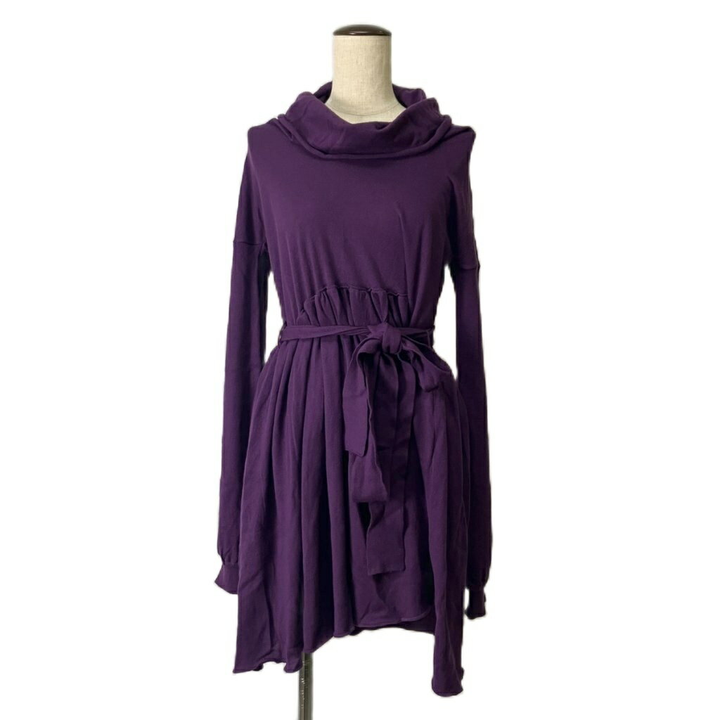 【中古】ステラマッカートニー STELLA McCARTNEY ニットワンピース 膝丈 ベルト ウール パープル ■GY06 レディース 【ベクトル 古着】 260410ブランドステラマッカートニー STELLA McCARTNEY表記サイズ40実寸サイズ肩幅：56cm　身幅：44cm　袖丈：52cm　総丈：85cm　　素材毛100% 色パープル状態・ブランドロゴほつれあり その他に目立ったダメージはなく、問題なくご使用いただける商品です。 ※あくまでも中古品ですので掲載写真や記載内容をご確認いただき、ご理解の上ご購入ください。商品のお問い合わせの回答を休止しております。＊各商品ページの商品詳細等をご確認の上ご購入ください。【中古】ステラマッカートニー STELLA McCARTNEY ニットワンピース 膝丈 ベルト ウール パープル ■GY06 レディース 【ベクトル 古着】 260410状態ランク　”AB”詳細については、下記および「状態ランクについて」ページをご覧ください。未使用・新品の商品ほぼ新品同様の商品使用感が少なく、かなり状態の良い商品使用感はあるが、傷や汚れの少ない商品使用感の他、傷や汚れが見られる商品かなり大きな傷みがある難あり商品※S〜CランクはUSED品となりますので、使用感をご理解の上でご入札下さい。状態ランクについてinformationブランドステラマッカートニー STELLA McCARTNEY表記サイズ40実寸サイズ肩幅：56cm　身幅：44cm　袖丈：52cm　総丈：85cm　　素材毛100% 色パープル状態・ブランドロゴほつれあり その他に目立ったダメージはなく、問題なくご使用いただける商品です。 ※あくまでも中古品ですので掲載写真や記載内容をご確認いただき、ご理解の上ご購入ください。商品のお問い合わせの回答を休止しております。＊各商品ページの商品詳細等をご確認の上ご購入ください。本商品は一点物です他サイトや店舗にて販売している商品です。多少のお時間差にて欠品になることもございます。予めご了承頂ますようお願い致します。ベクトル・サイズガイドはこちらこの商品と同じブランドの商品を見る