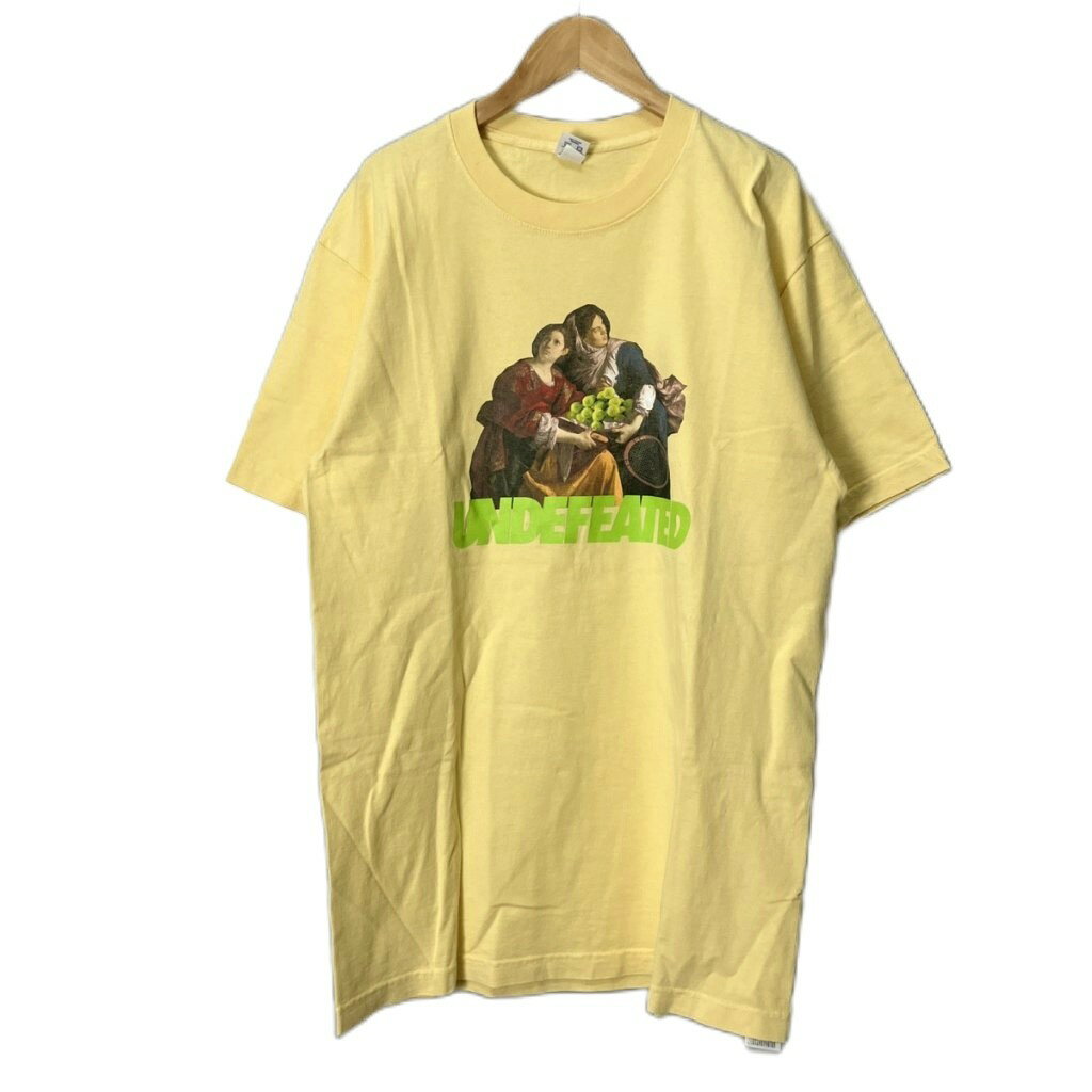 アンディフィーテッド UNDEFEATED 絵画プリントTシャツ カットソー 半袖 M イエロー メンズ  260426